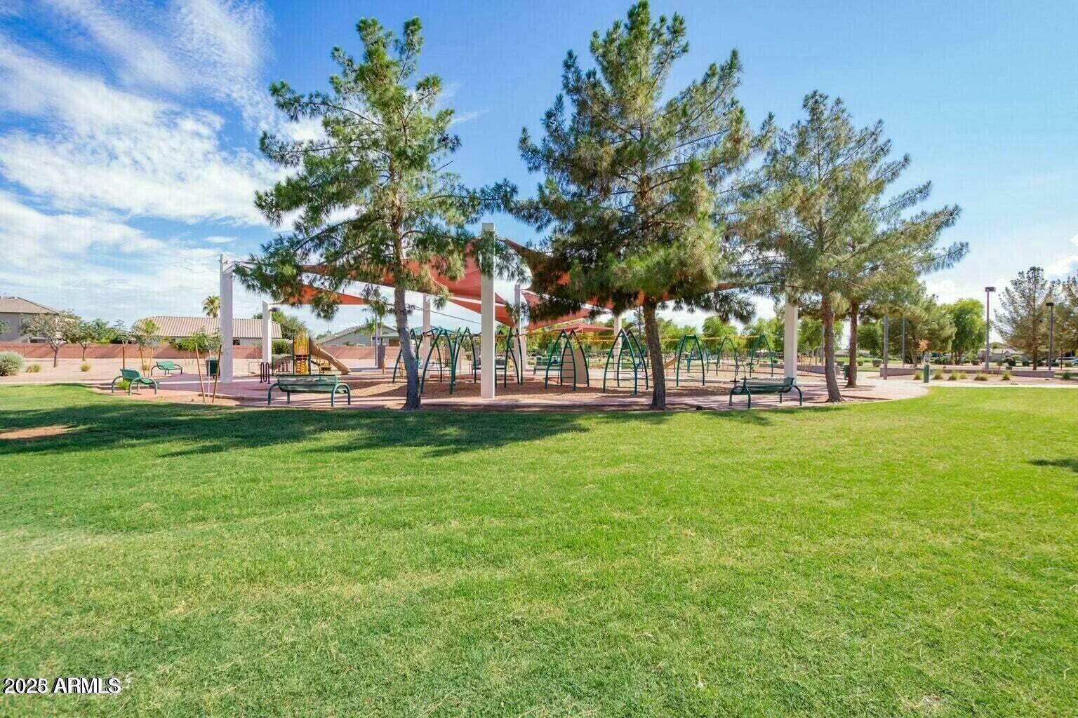 404 E COCONINO Place