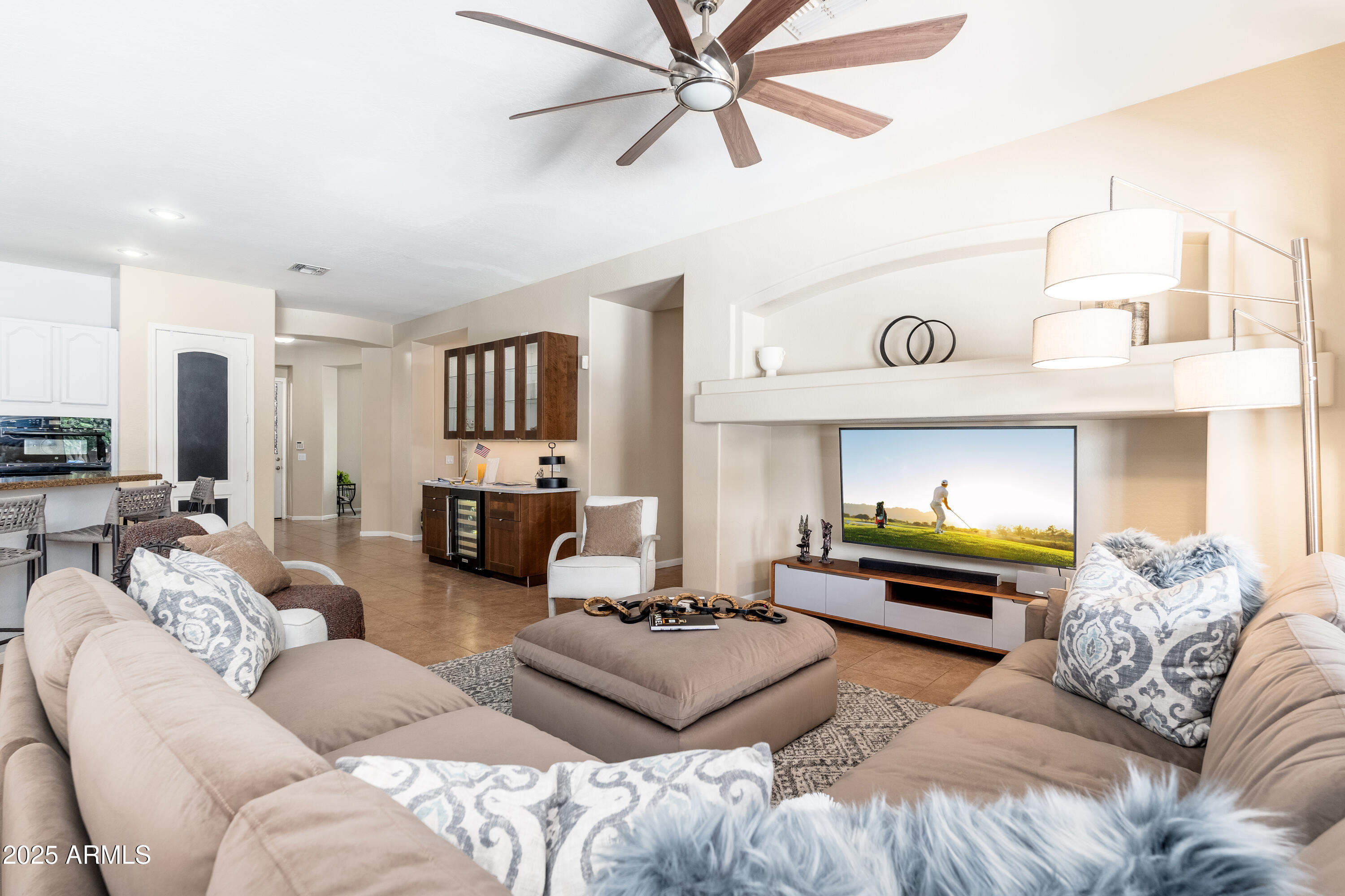 404 E COCONINO Place