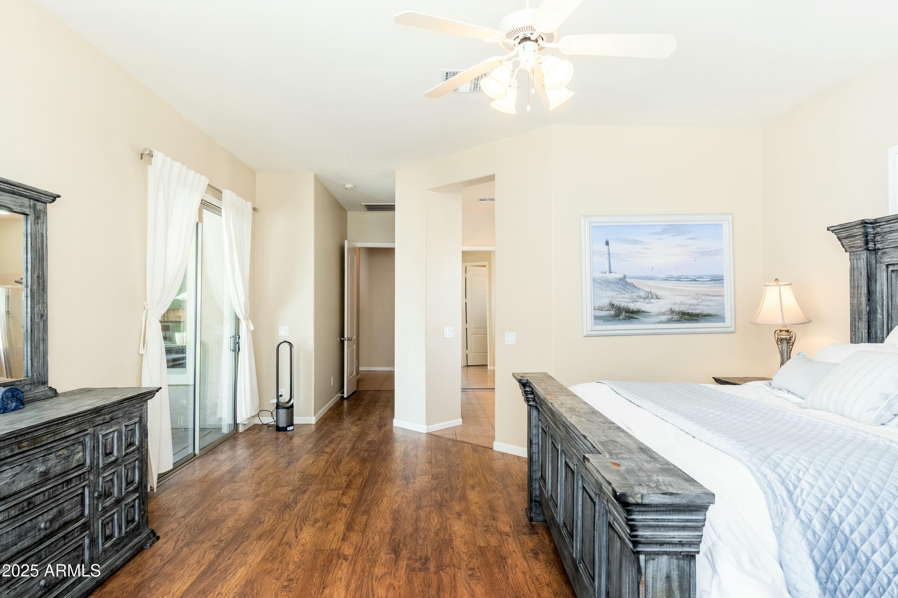 404 E COCONINO Place