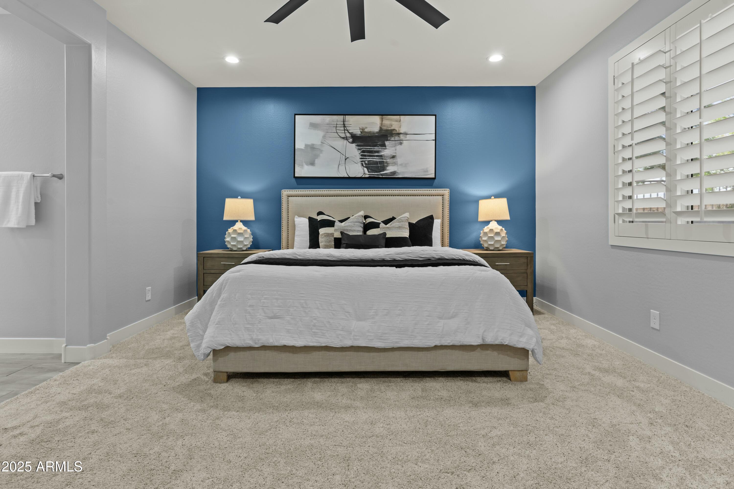 23046 E CAMINA PLATA