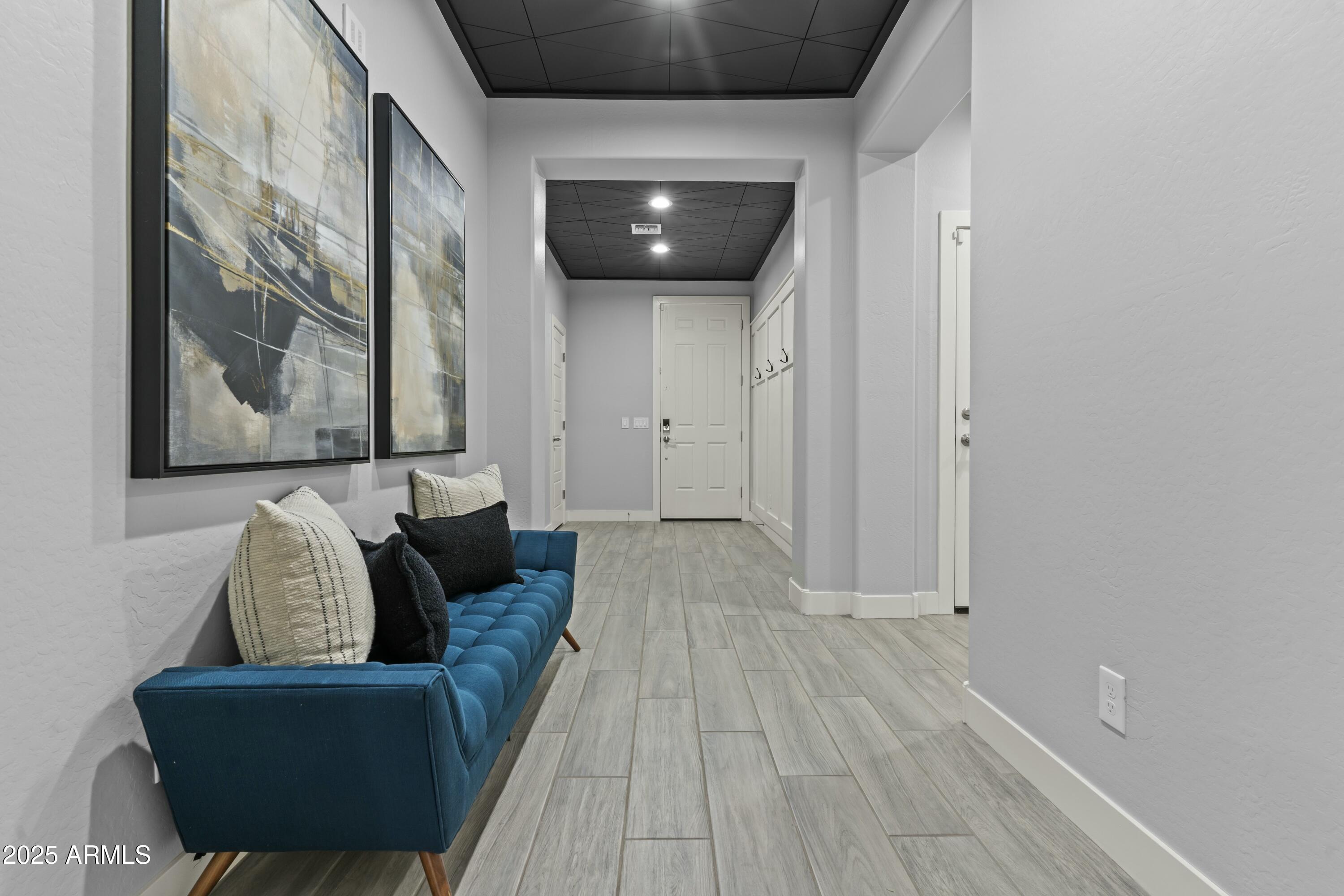 23046 E CAMINA PLATA