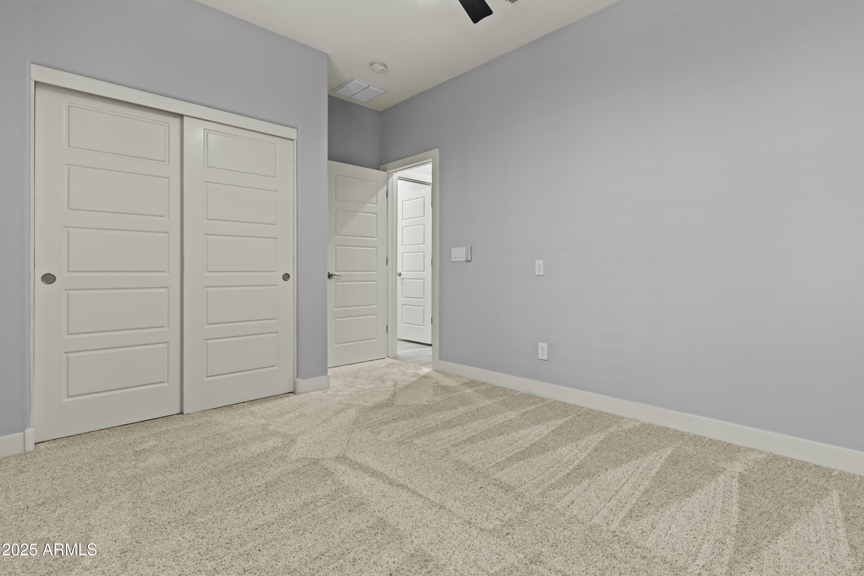 23046 E CAMINA PLATA