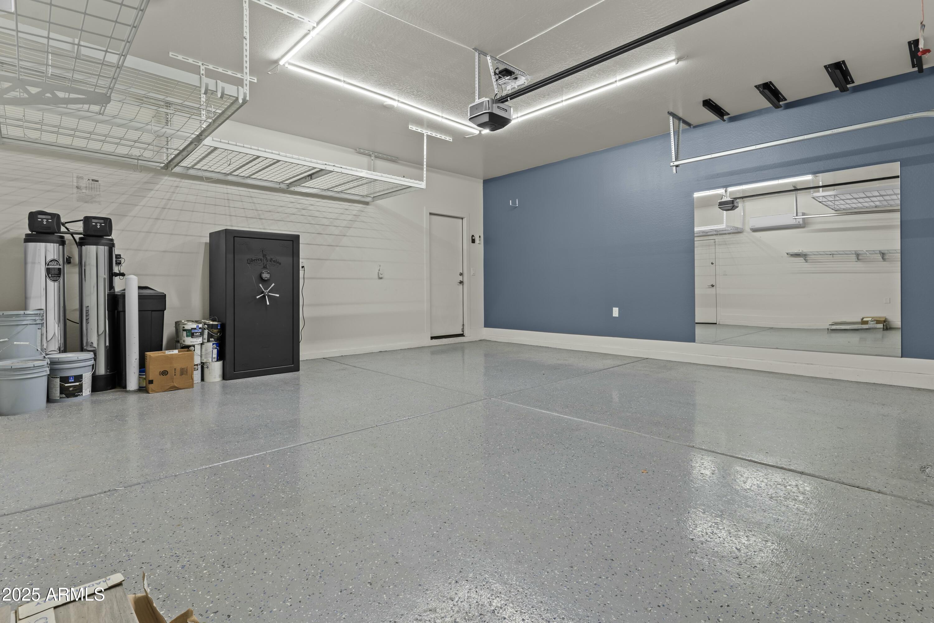 23046 E CAMINA PLATA