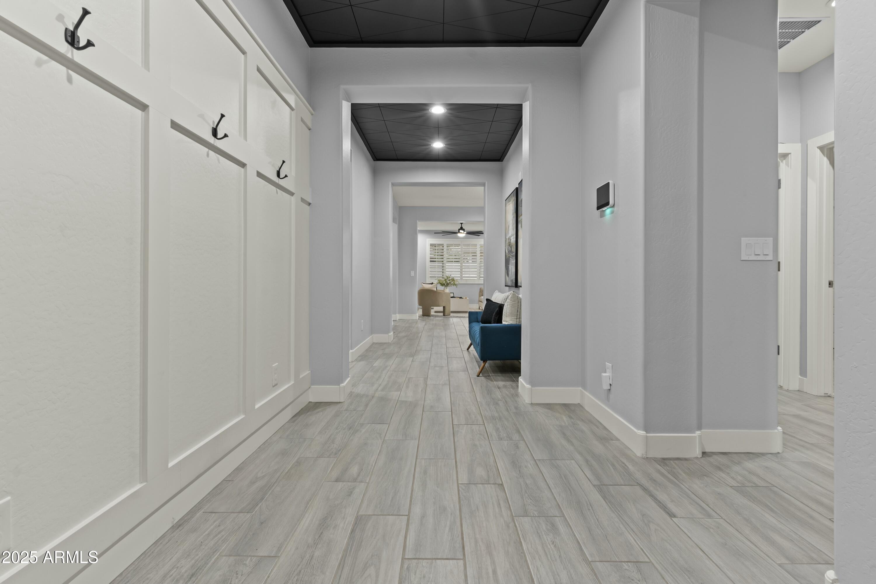 23046 E CAMINA PLATA