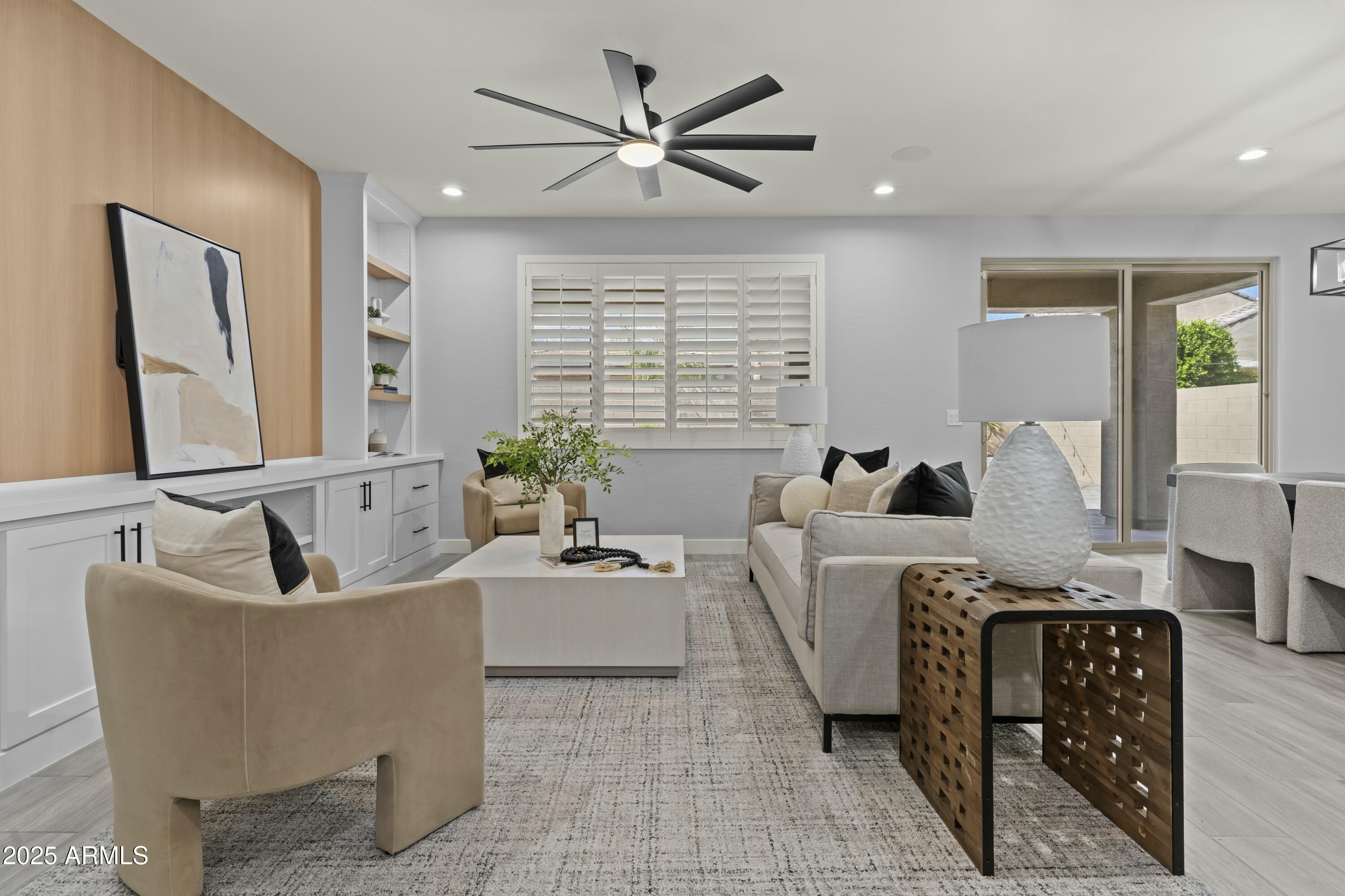 23046 E CAMINA PLATA