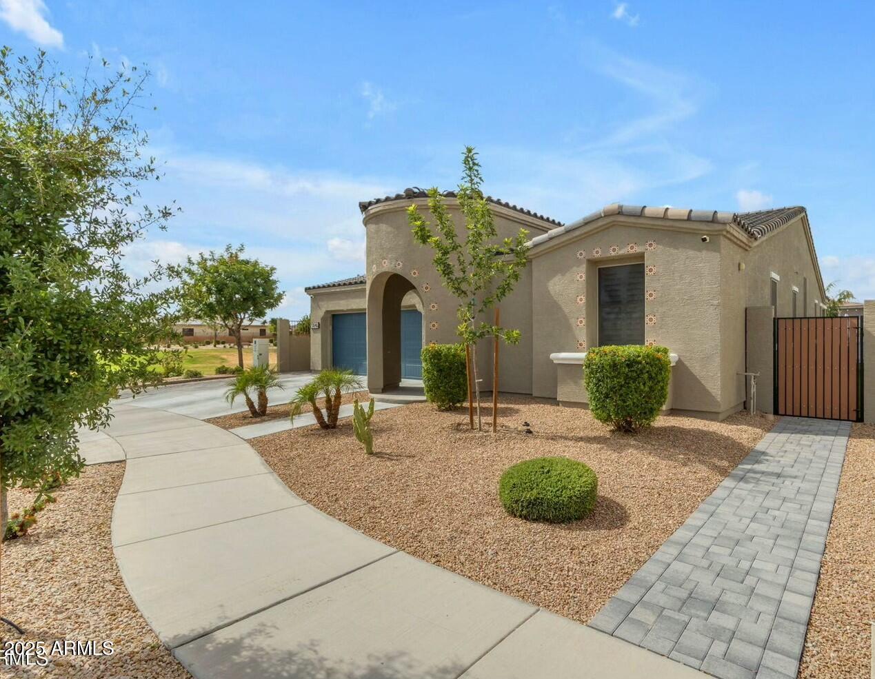 23046 E CAMINA PLATA