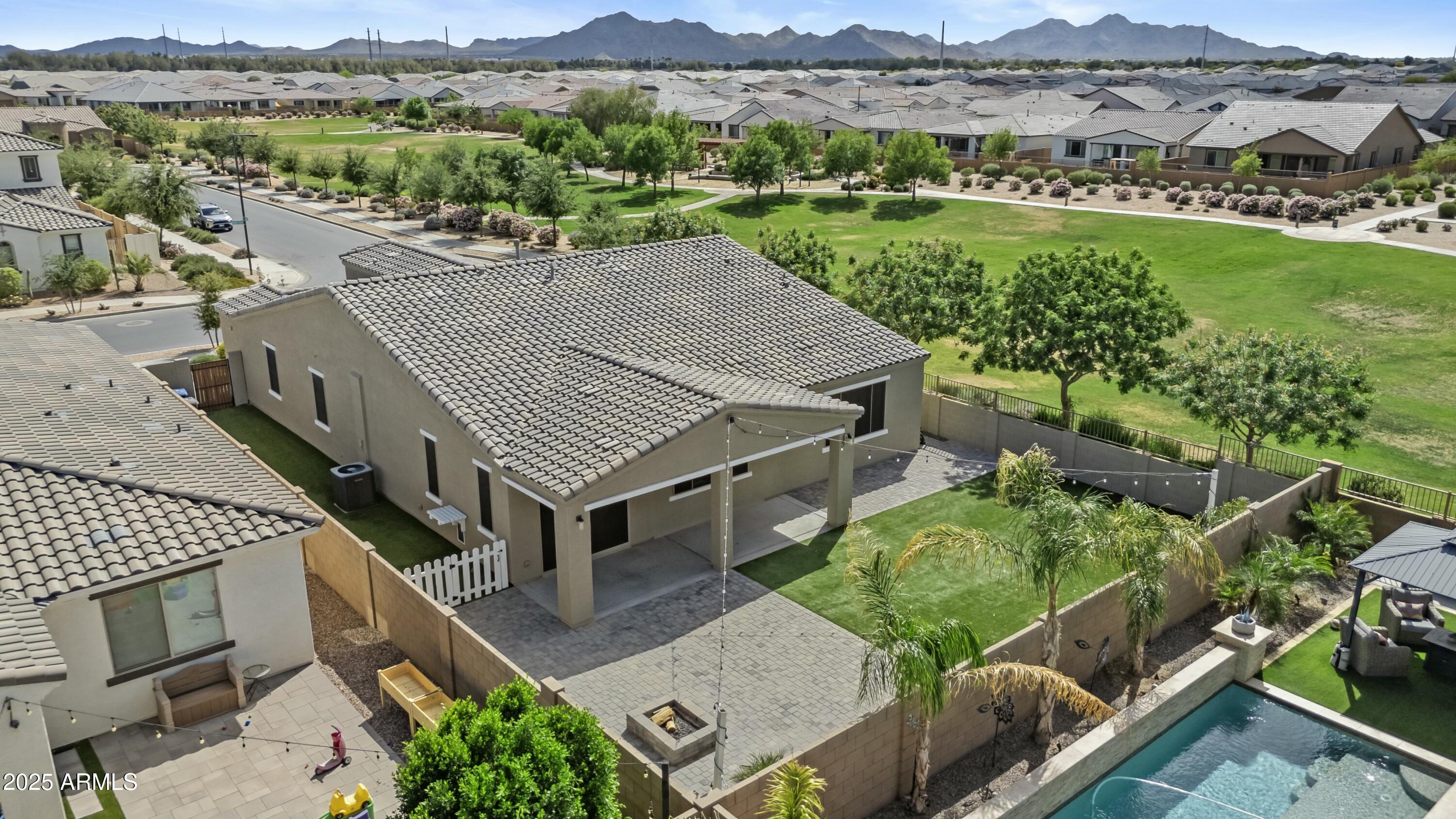 23046 E CAMINA PLATA