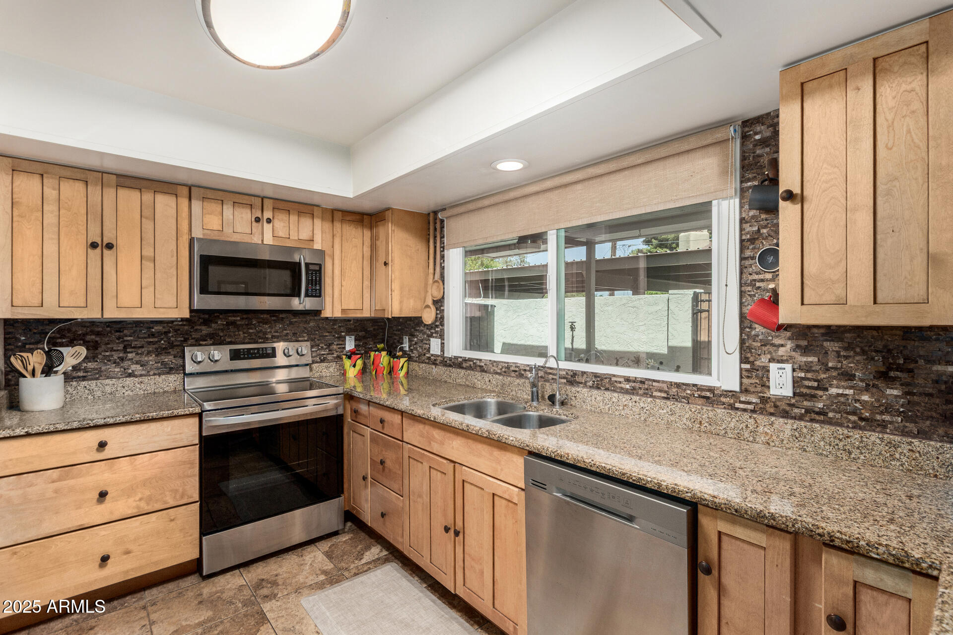 7718 E WILSHIRE Drive