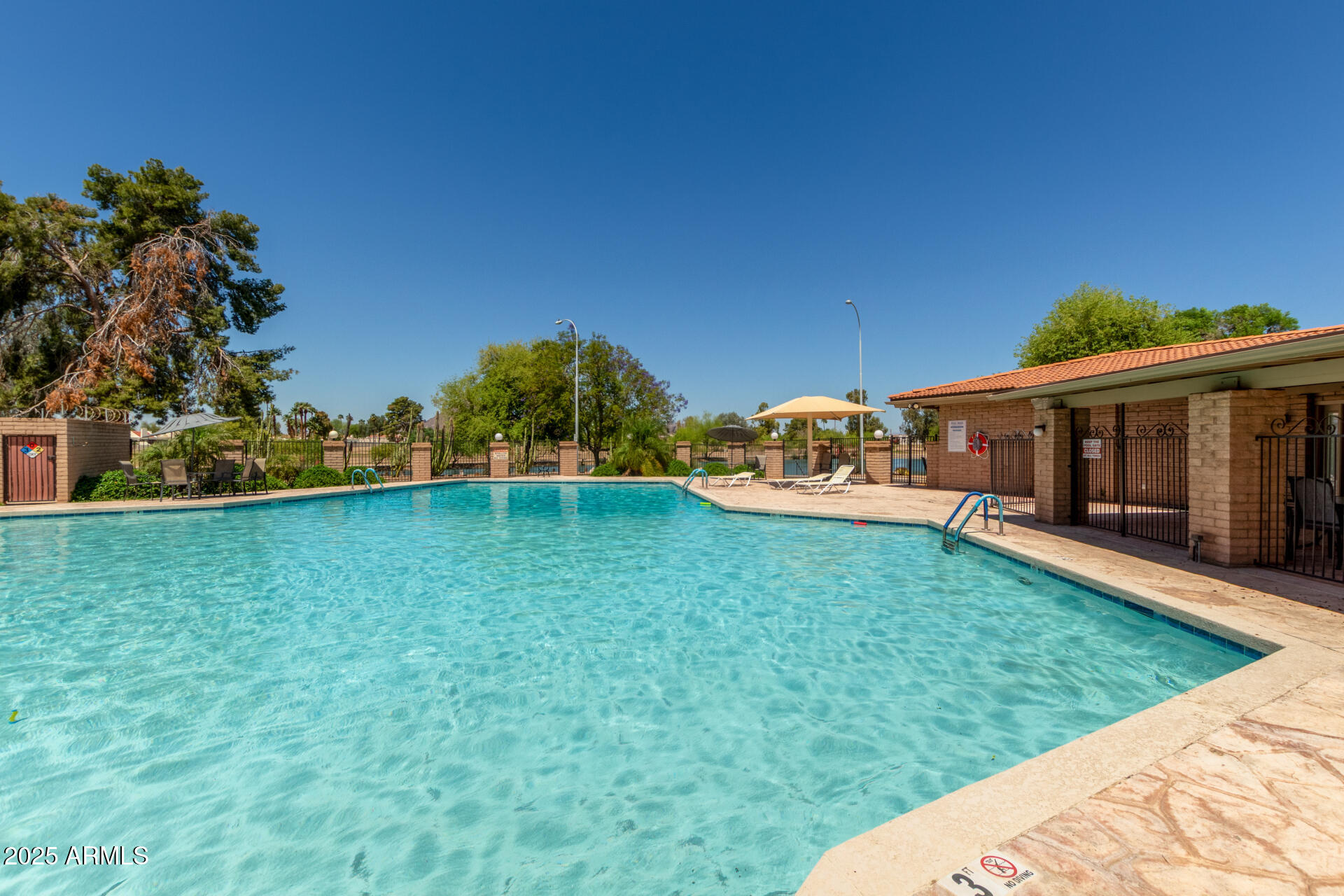 7718 E WILSHIRE Drive