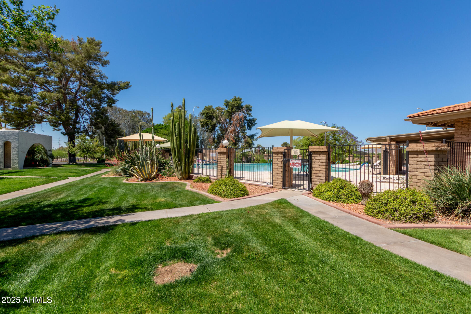 7718 E WILSHIRE Drive