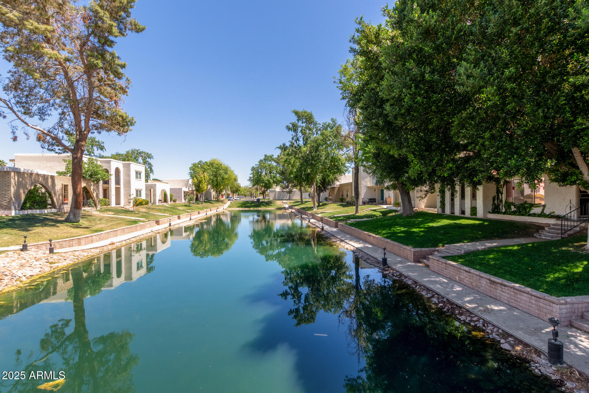 7718 E WILSHIRE Drive