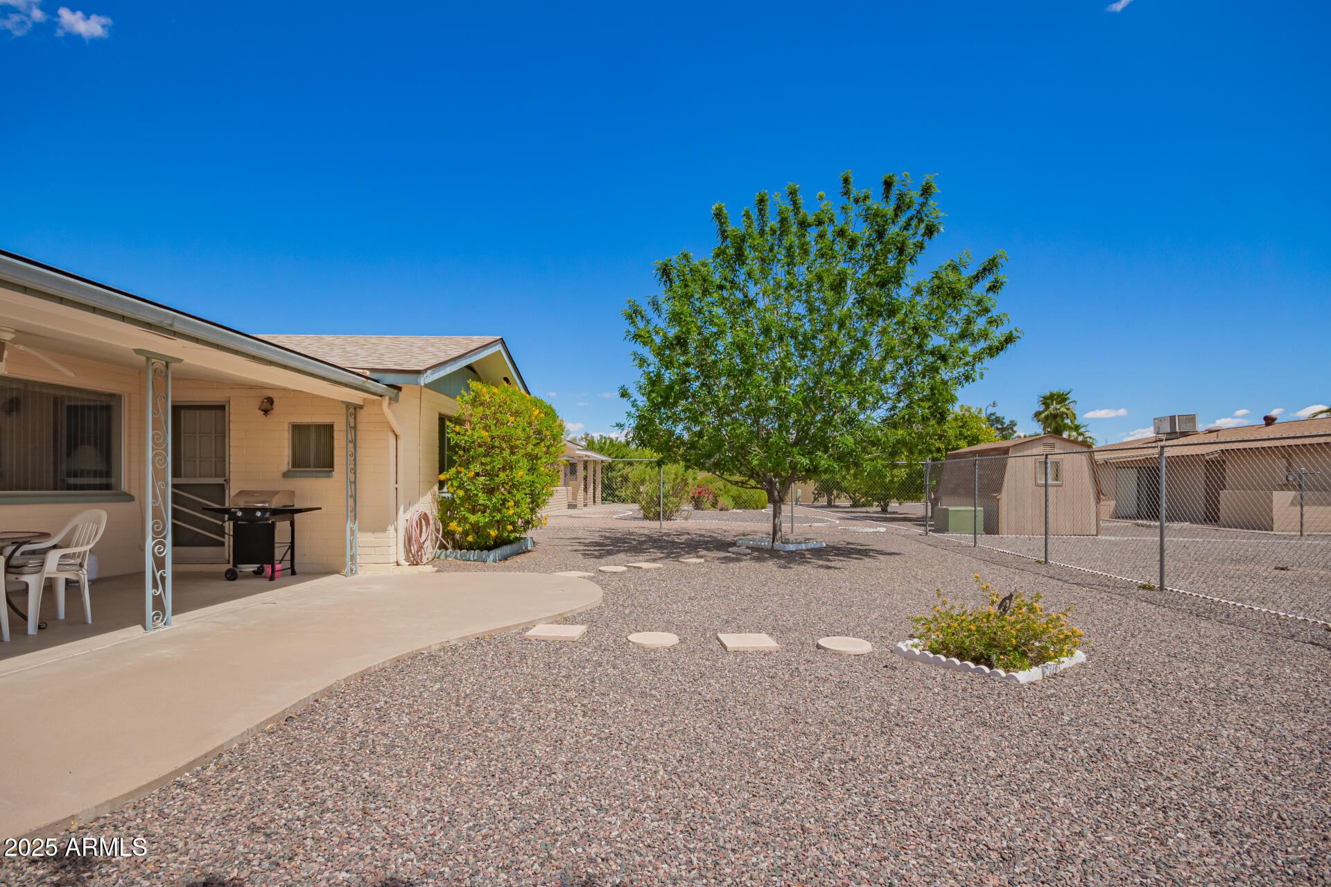 6337 E EVERGREEN Street