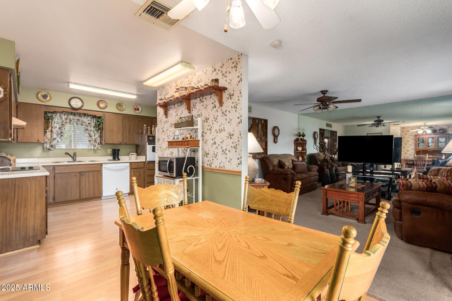 6337 E EVERGREEN Street