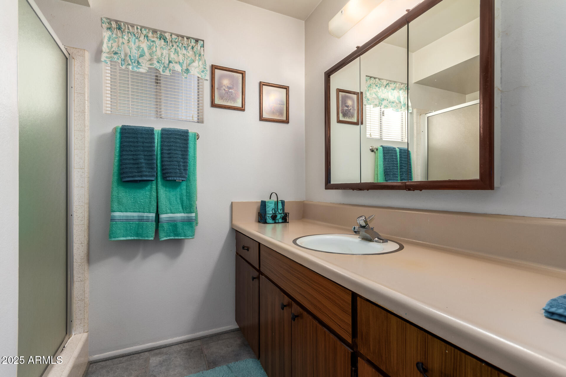 6337 E EVERGREEN Street