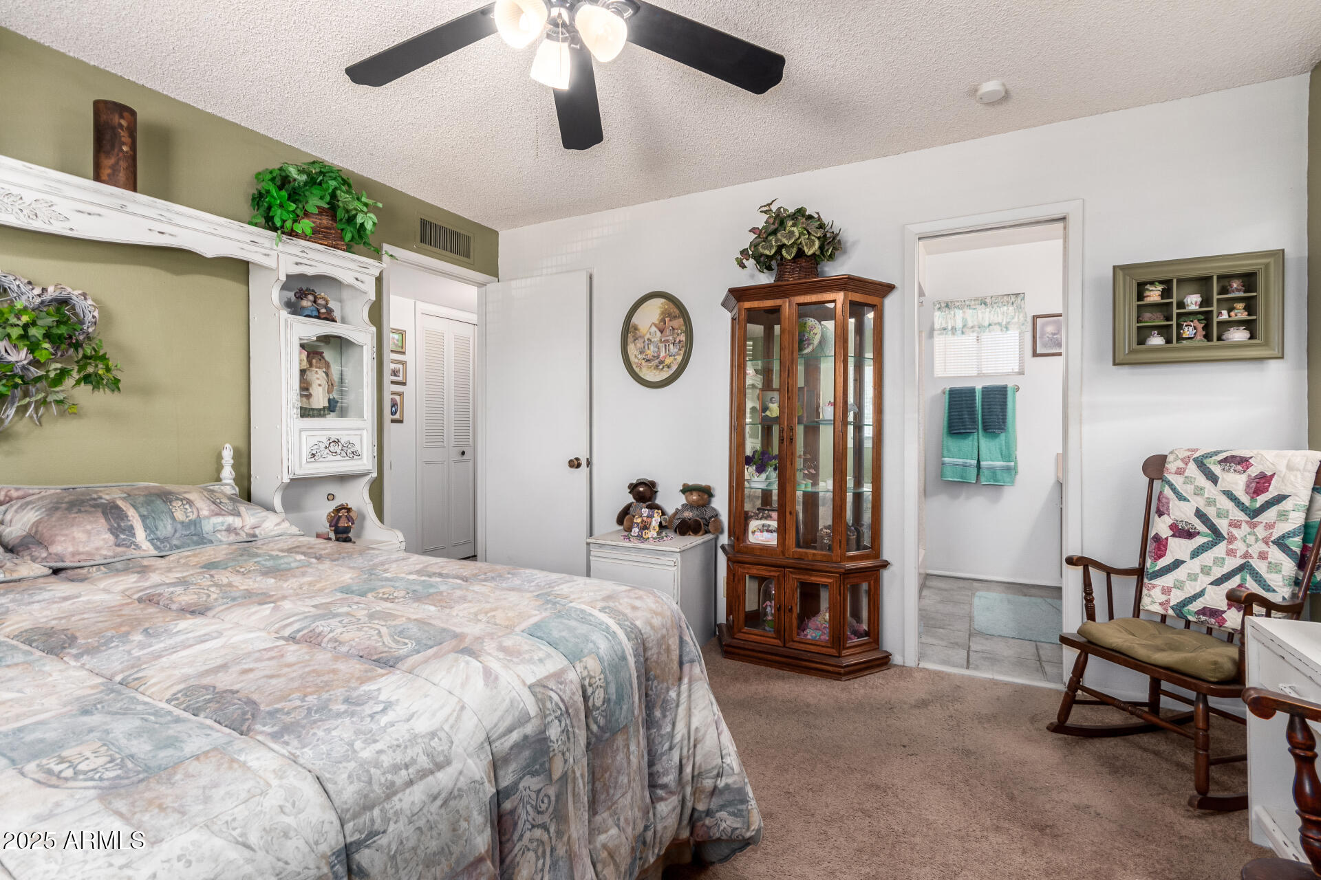 6337 E EVERGREEN Street