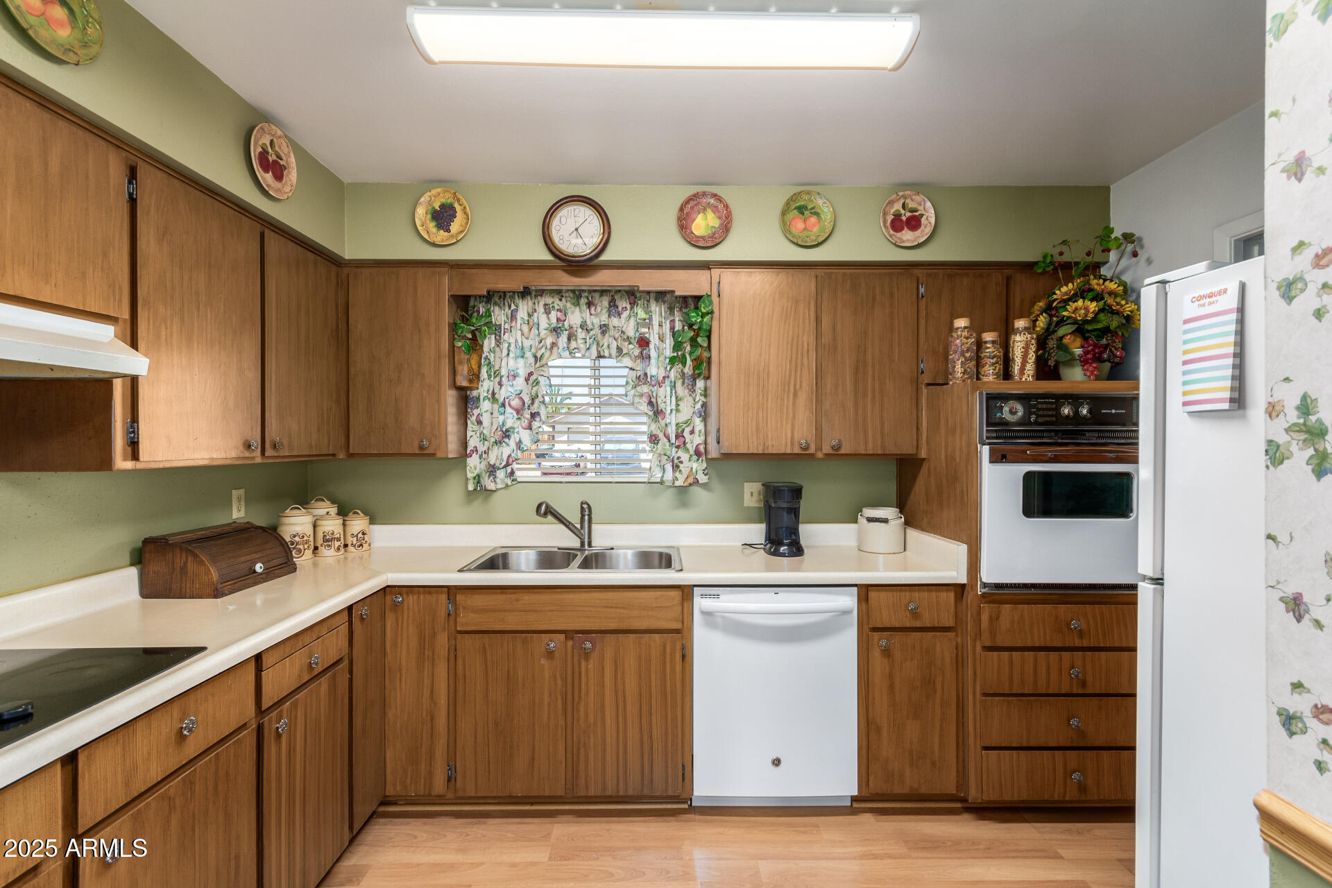 6337 E EVERGREEN Street