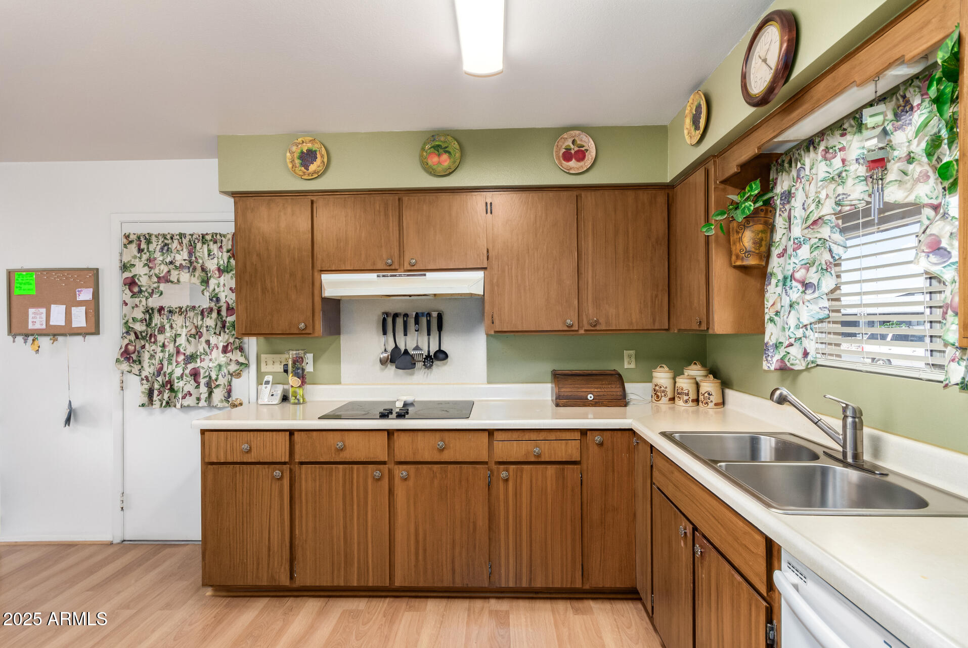 6337 E EVERGREEN Street