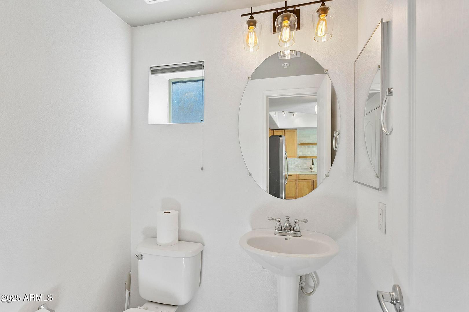 2401 E RIO SALADO Parkway, 1043