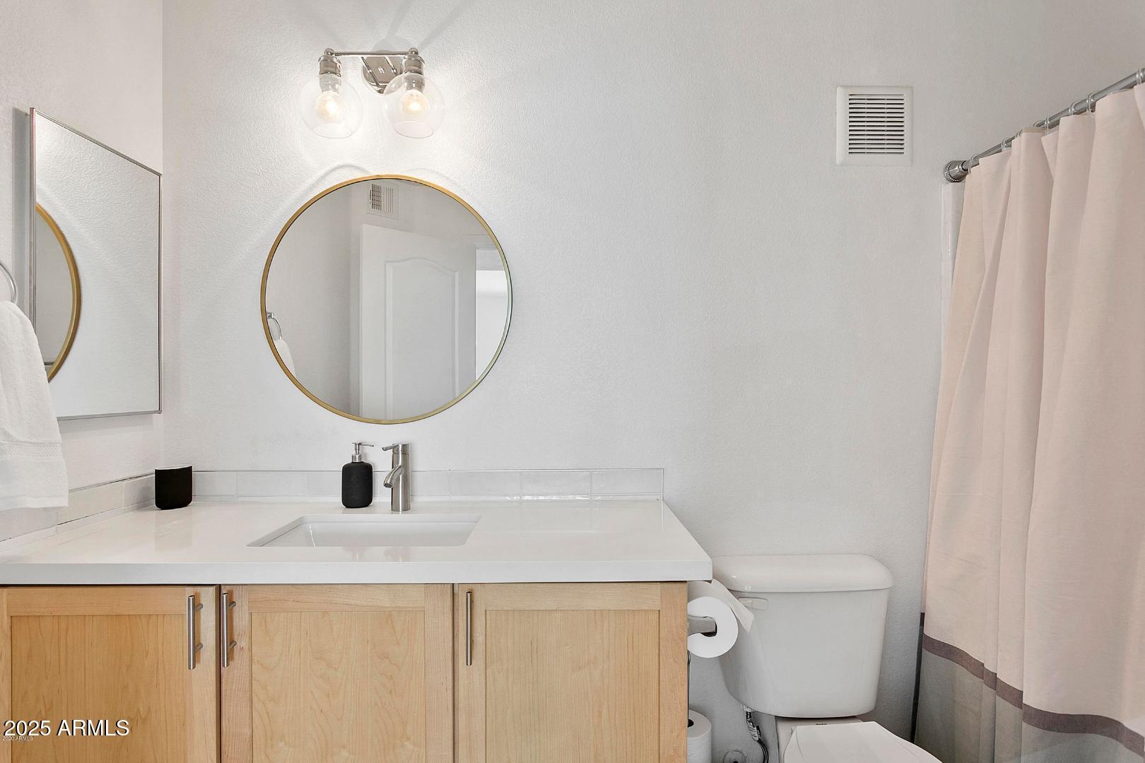 2401 E RIO SALADO Parkway, 1043