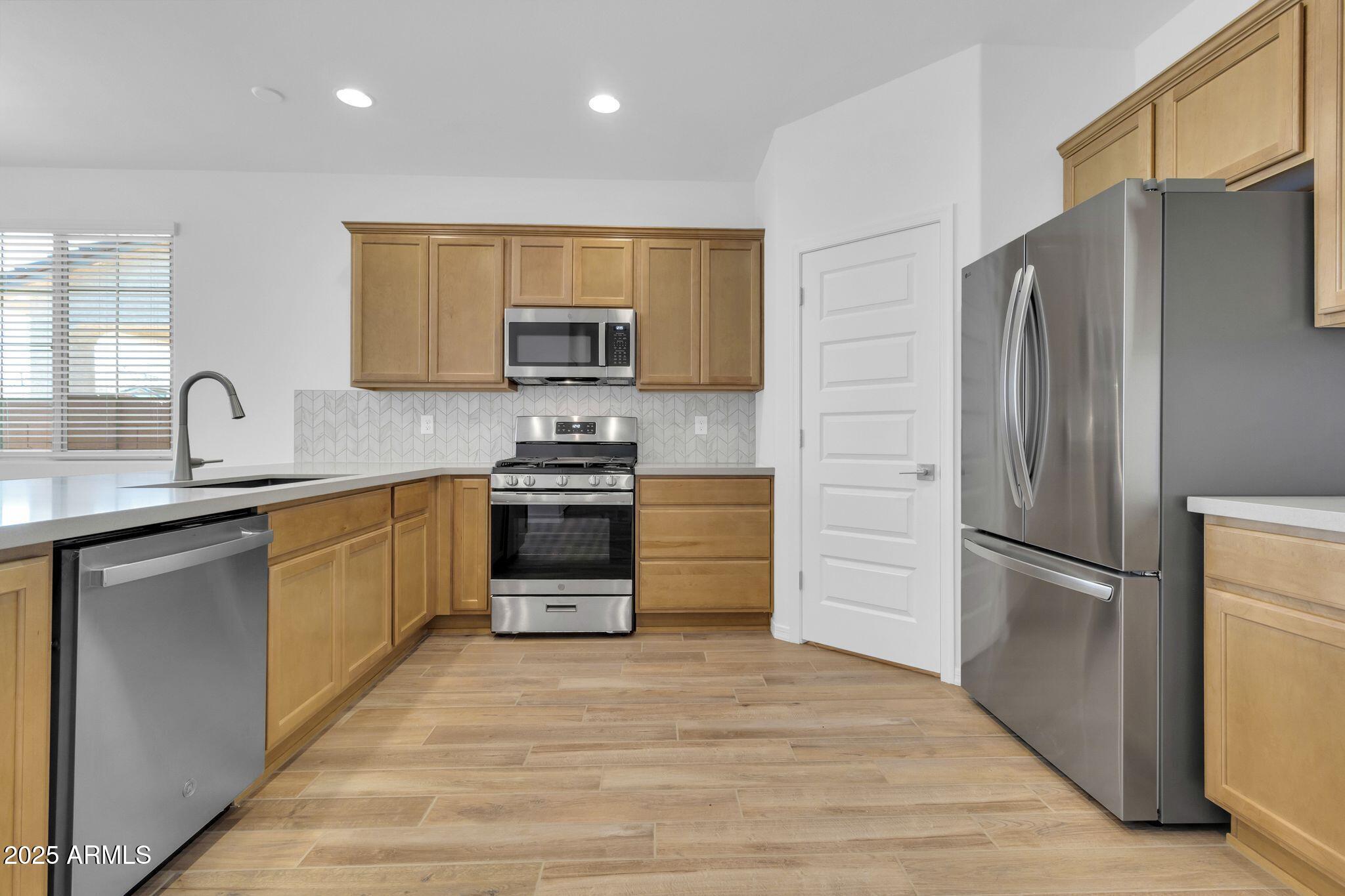 10917 E TIBURON Avenue