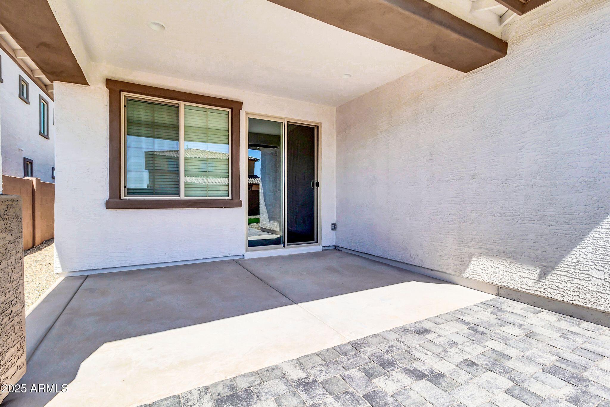 10917 E TIBURON Avenue