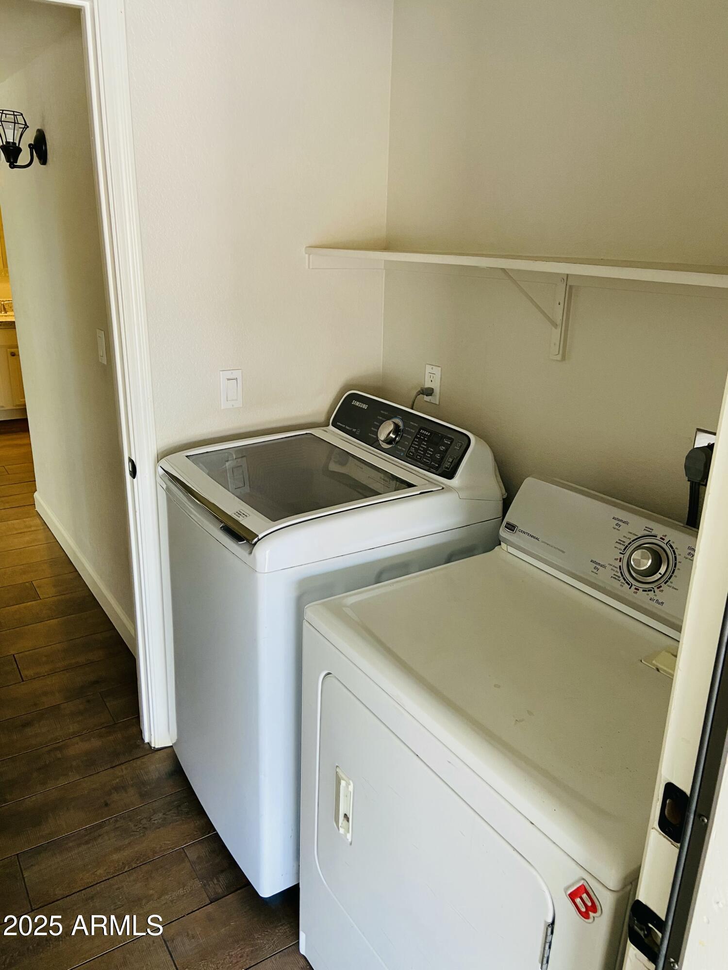 727 W STOTTLER Drive