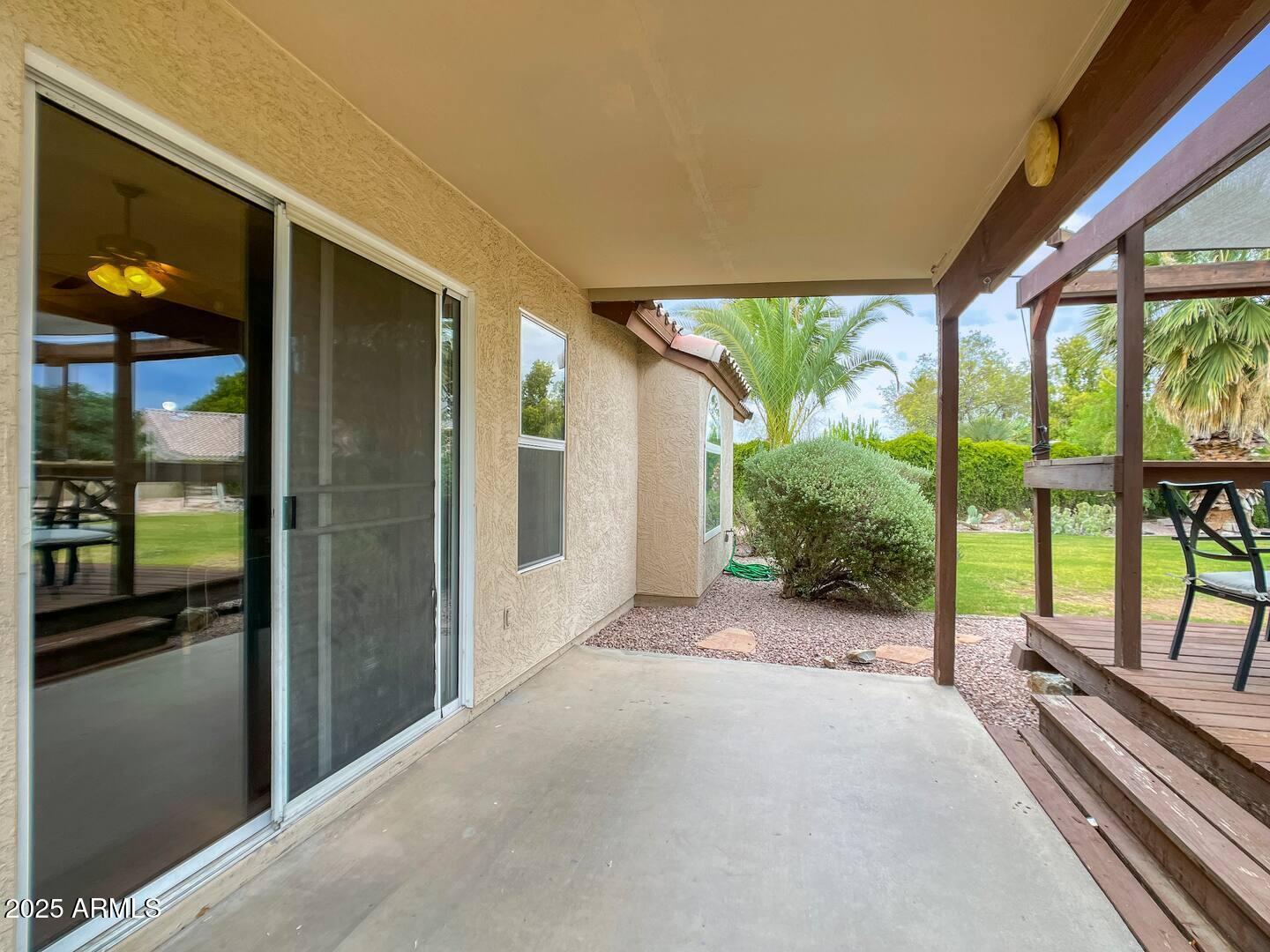 222 S SYCAMORE Place