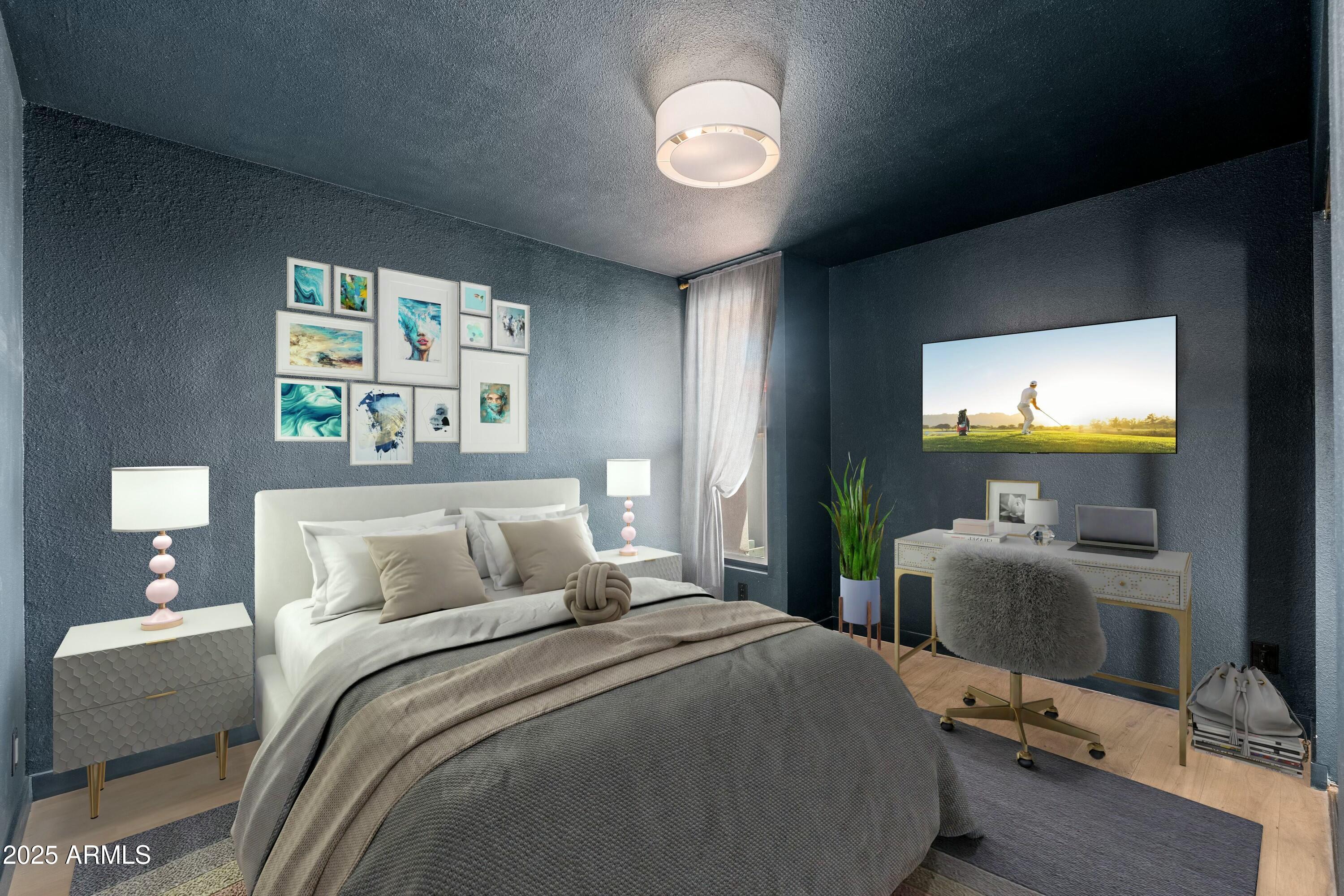 7911 E SAN MIGUEL Avenue, 3