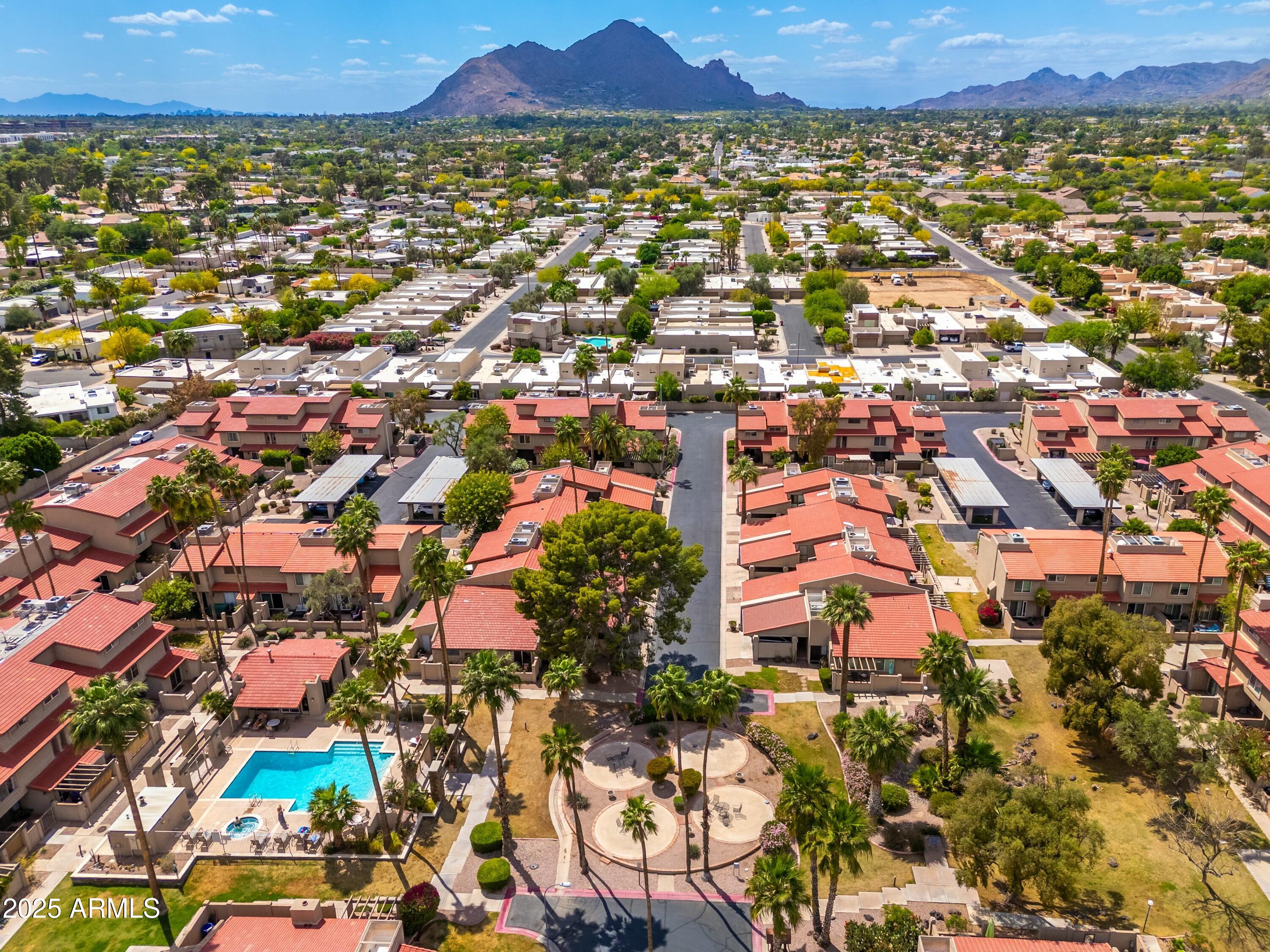 7911 E SAN MIGUEL Avenue, 3