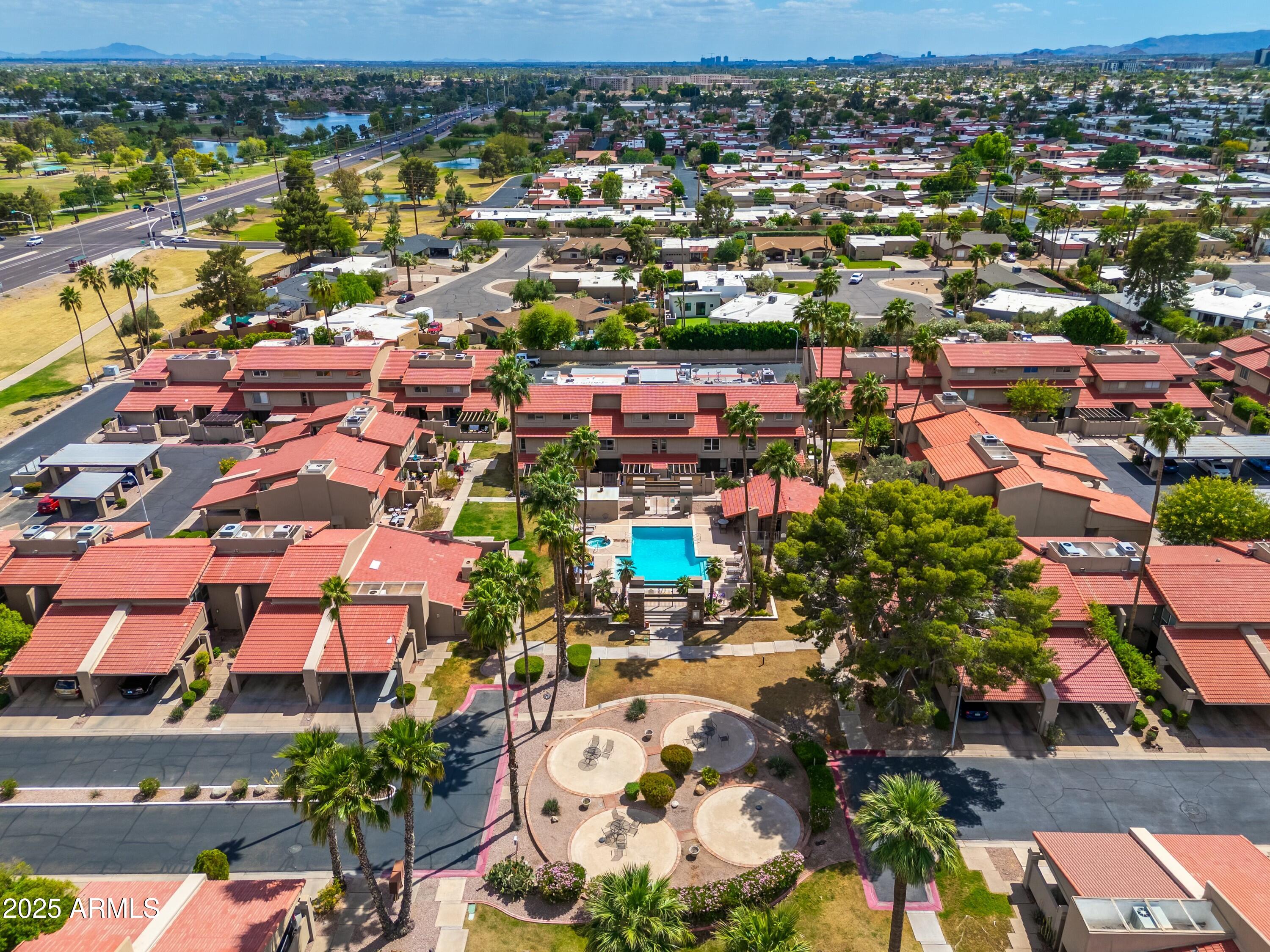 7911 E SAN MIGUEL Avenue, 3