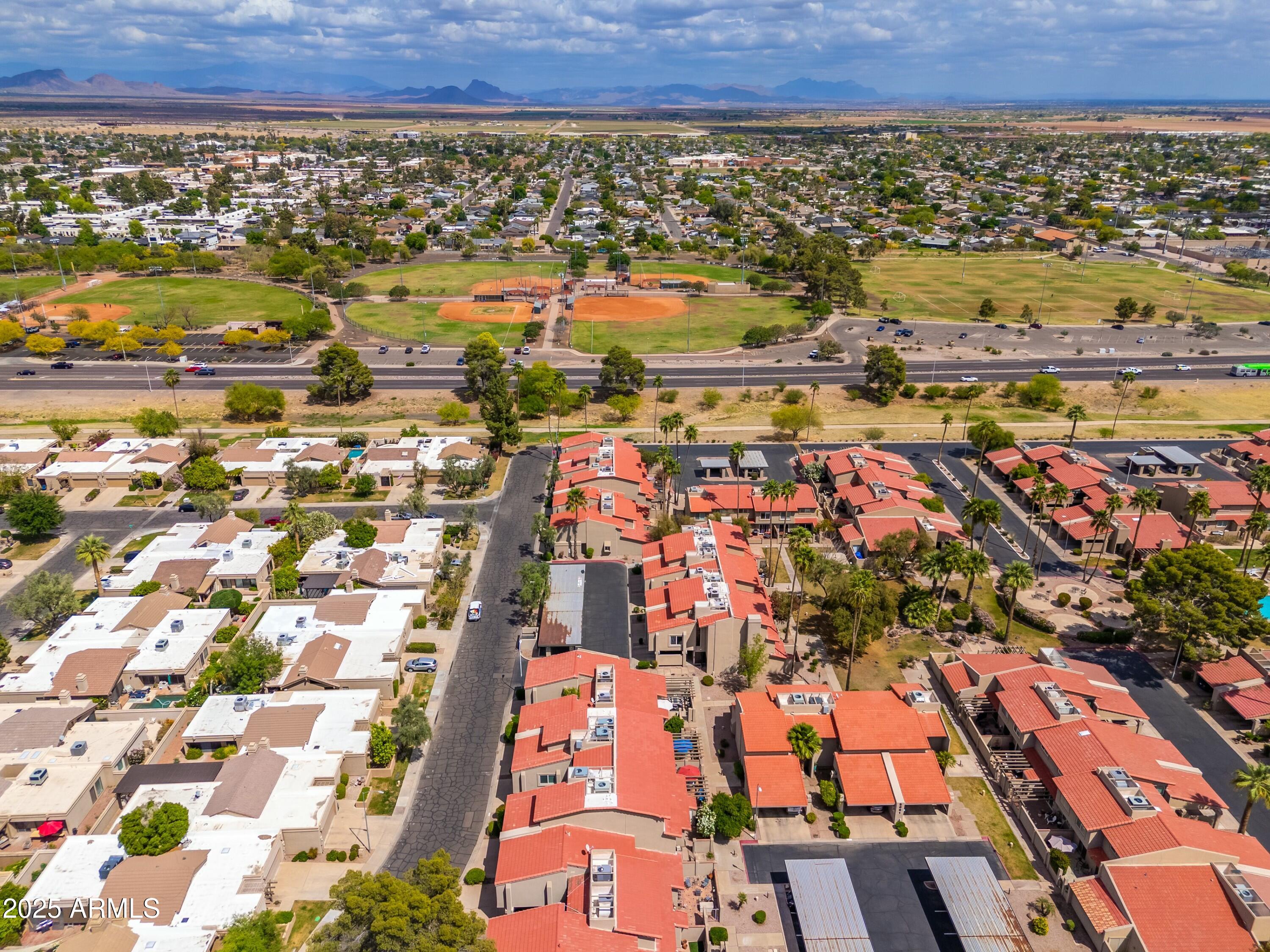 7911 E SAN MIGUEL Avenue, 3