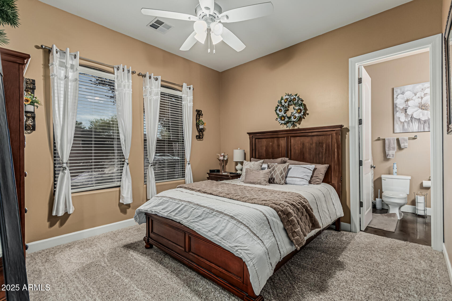 3754 E FLINTLOCK Drive