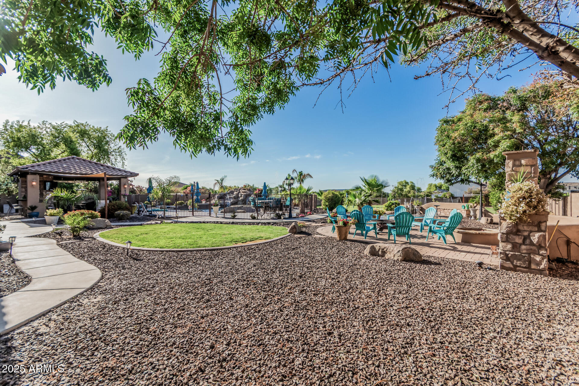 3754 E FLINTLOCK Drive