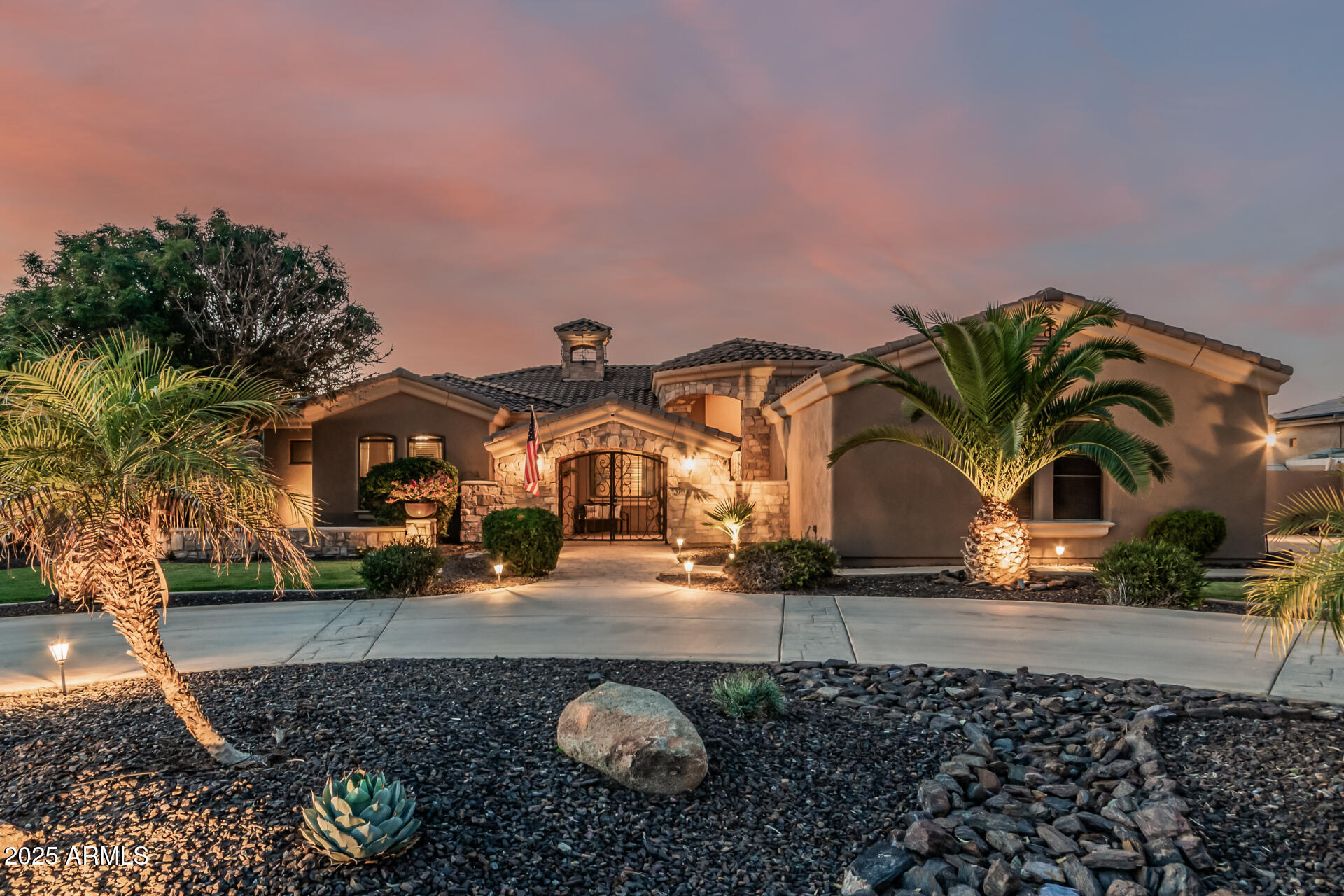 3754 E FLINTLOCK Drive