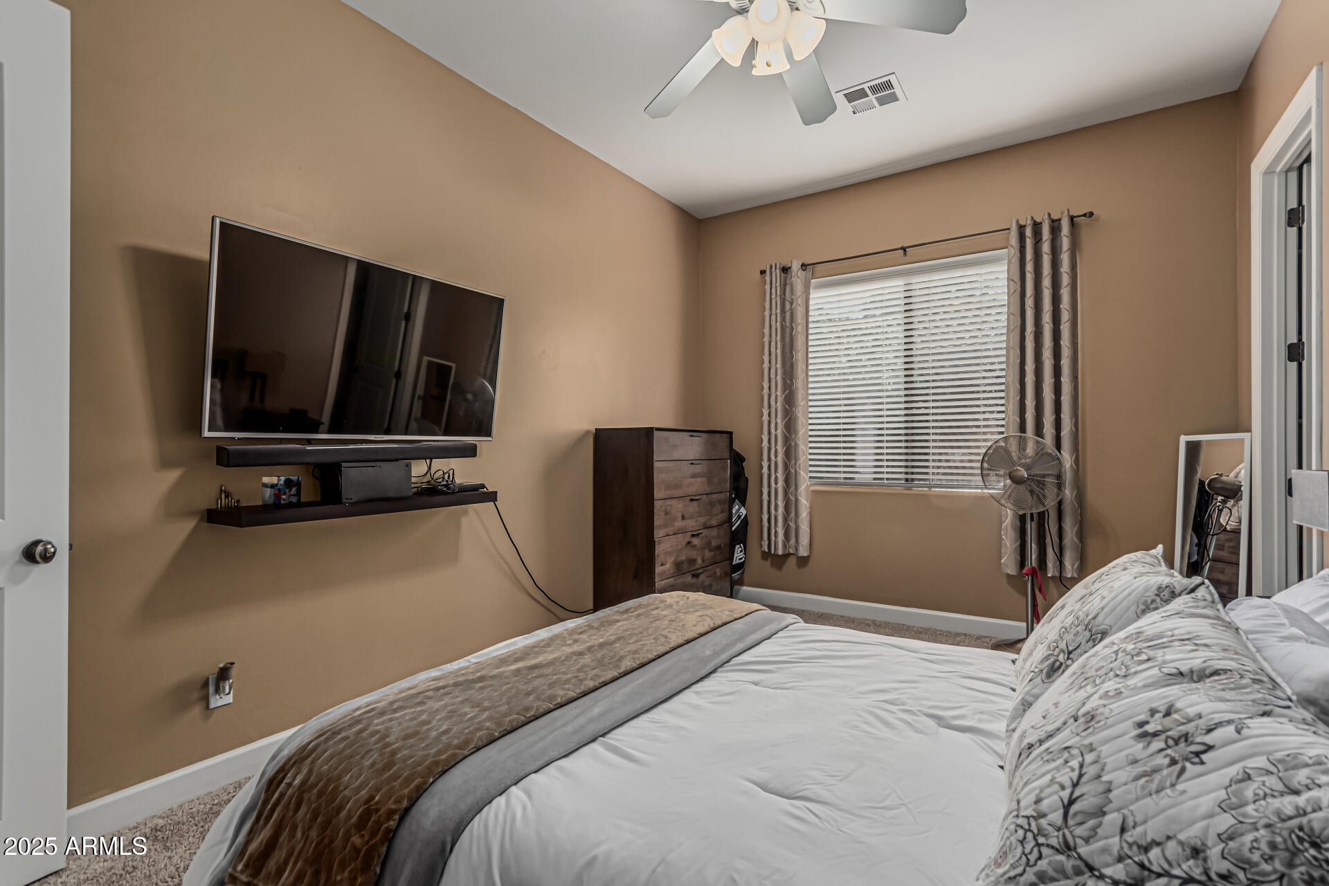 3754 E FLINTLOCK Drive