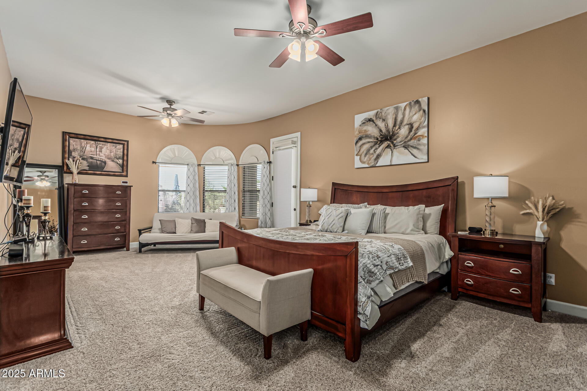 3754 E FLINTLOCK Drive