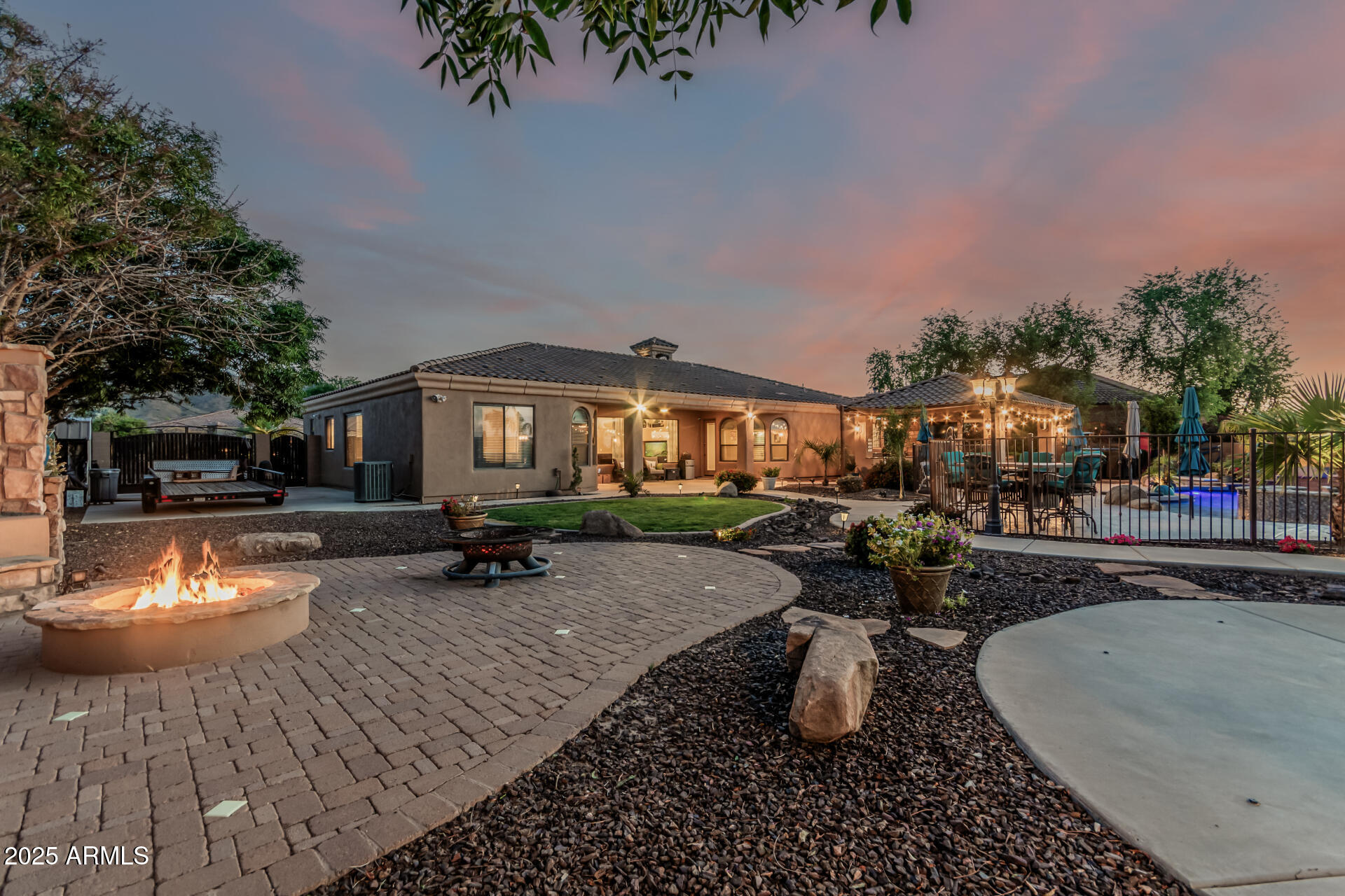 3754 E FLINTLOCK Drive