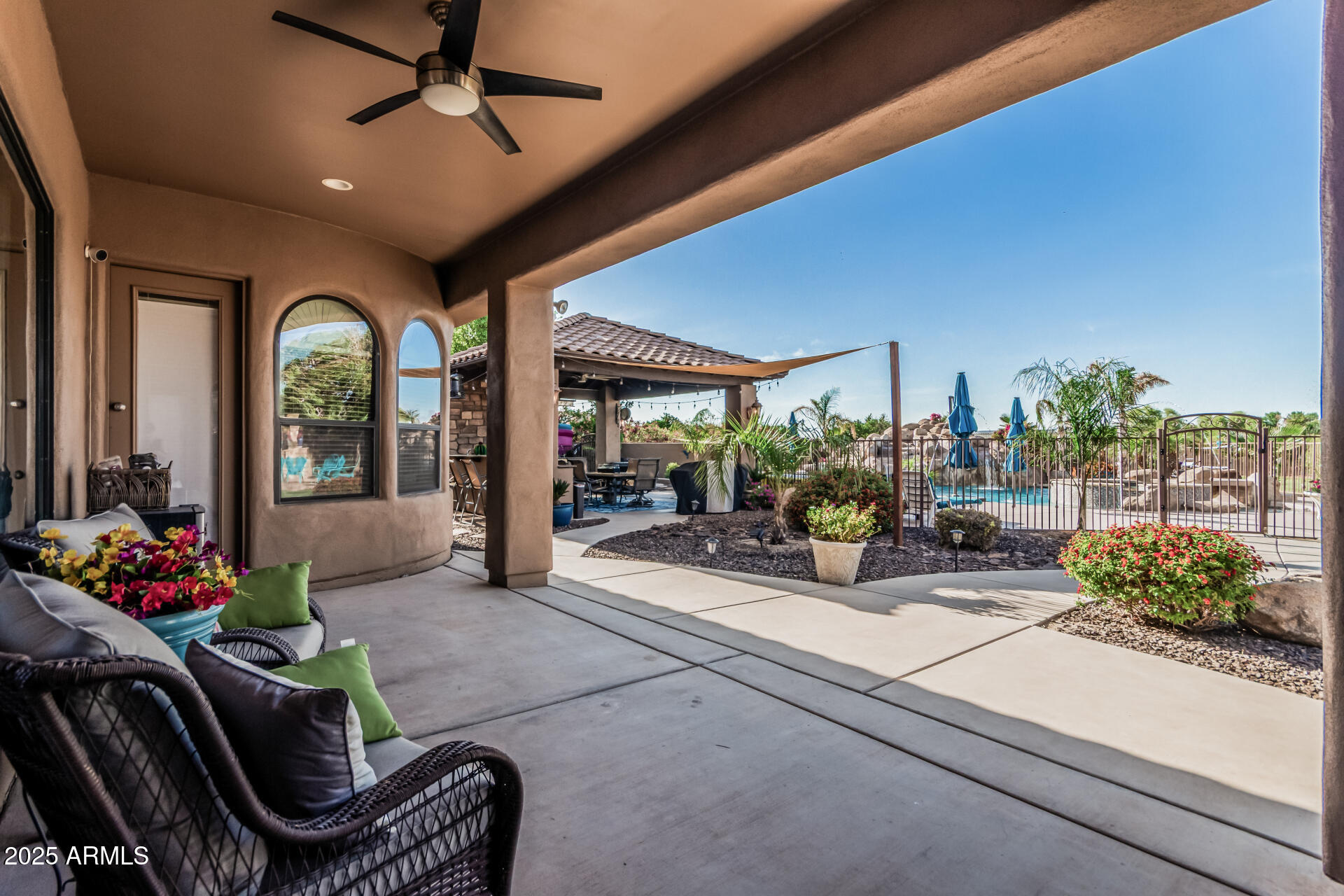 3754 E FLINTLOCK Drive
