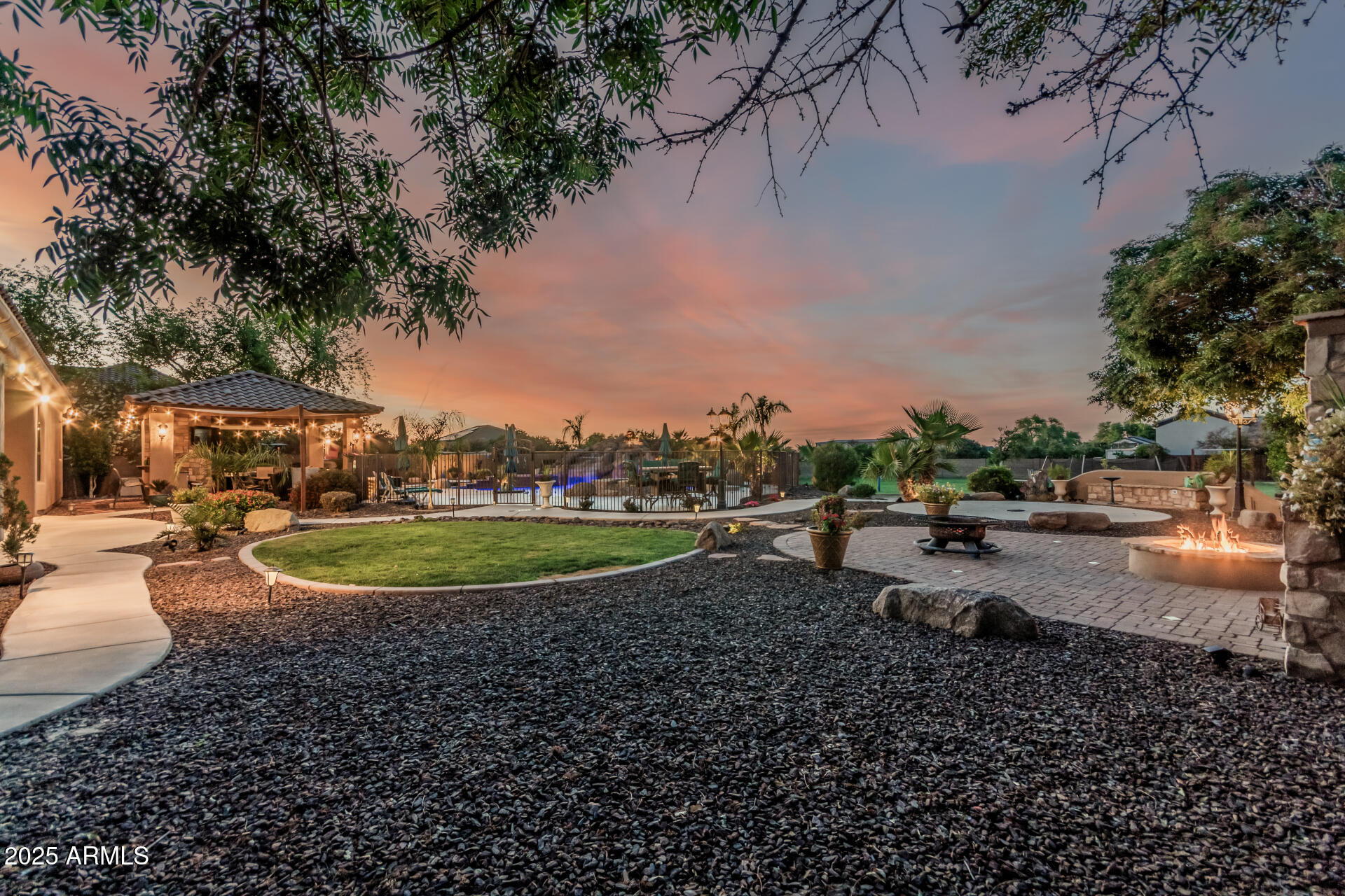 3754 E FLINTLOCK Drive