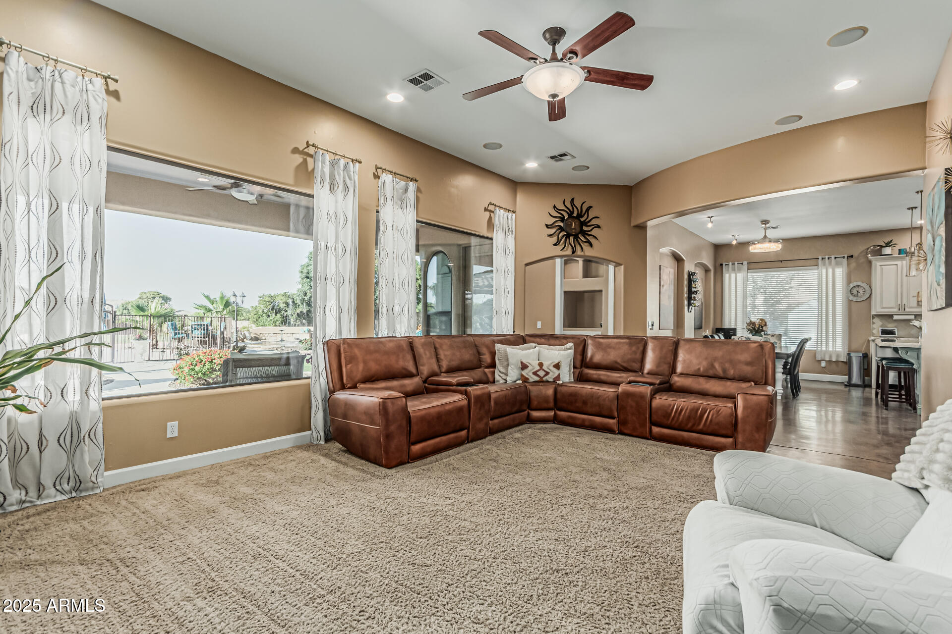 3754 E FLINTLOCK Drive