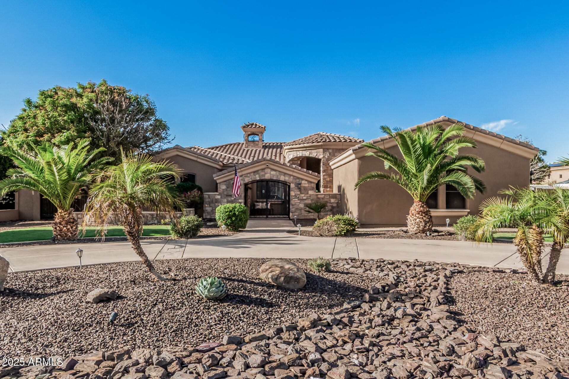 3754 E FLINTLOCK Drive