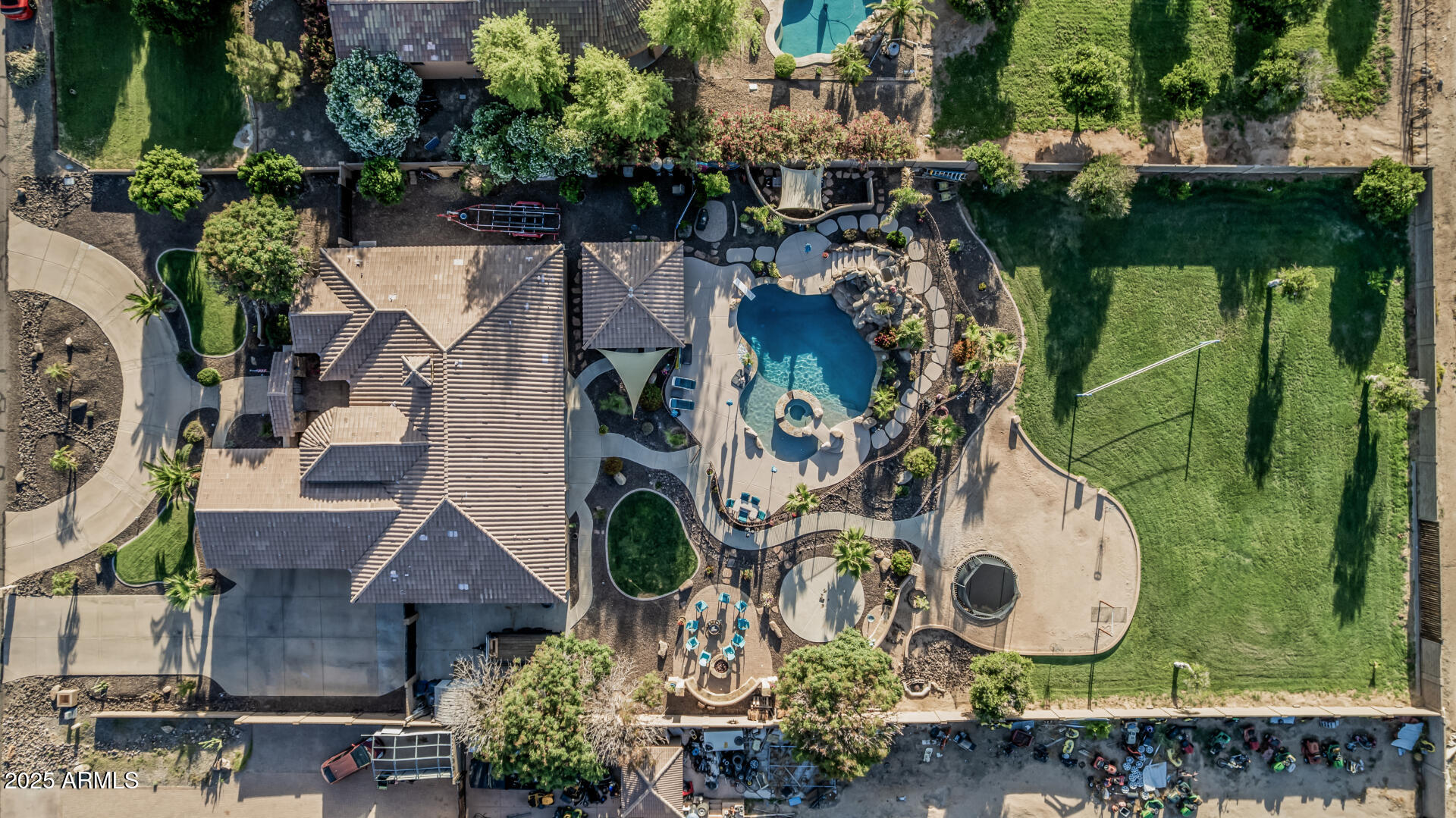 3754 E FLINTLOCK Drive