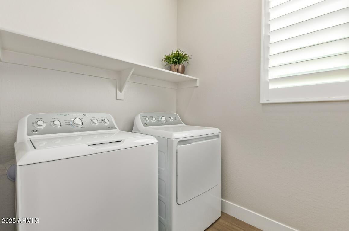 1277 W BLUEJAY Drive