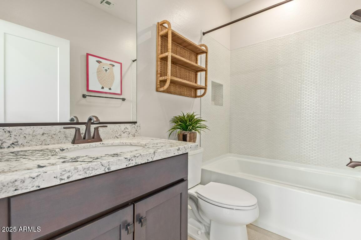 1277 W BLUEJAY Drive