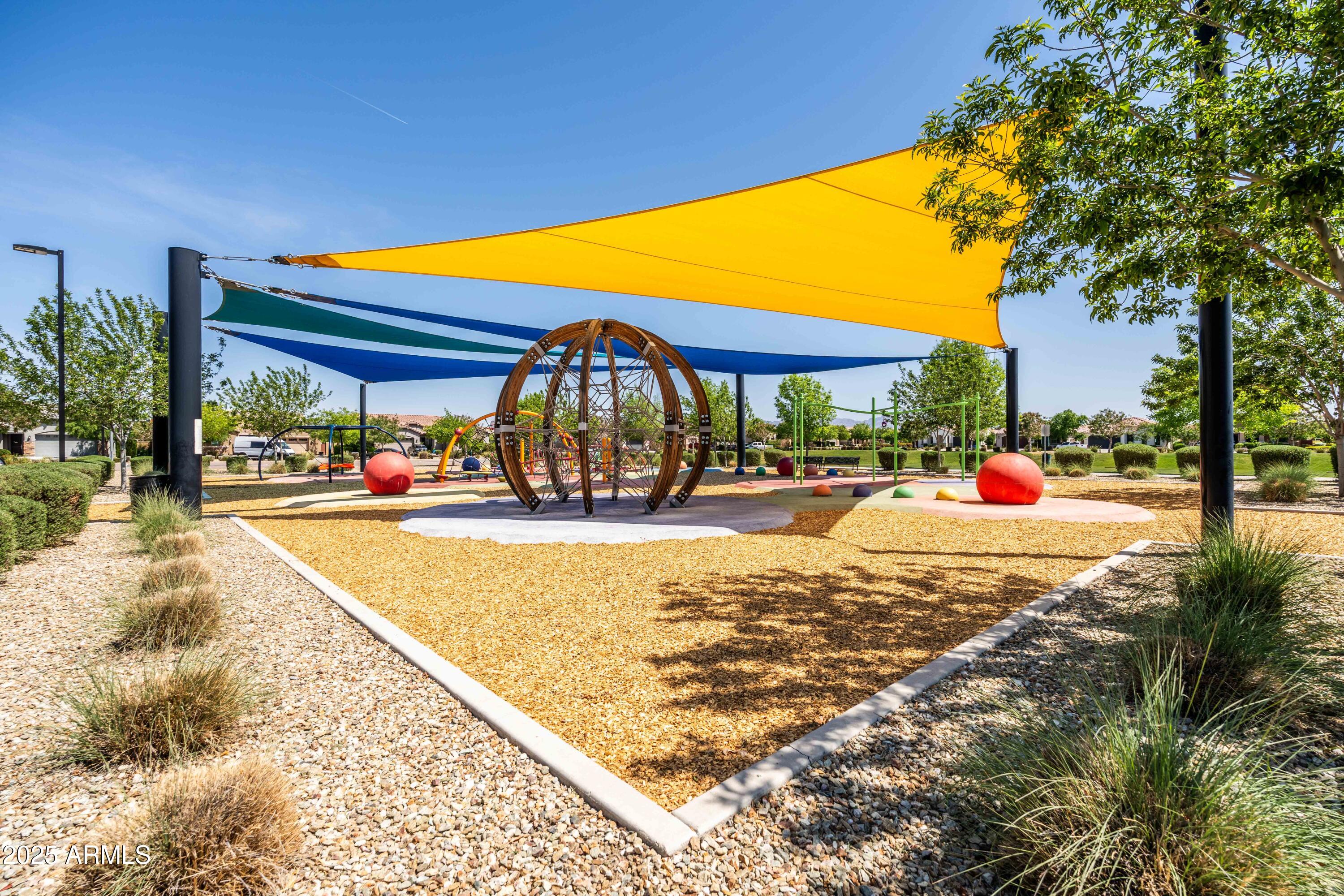 9837 E TIBURON Avenue