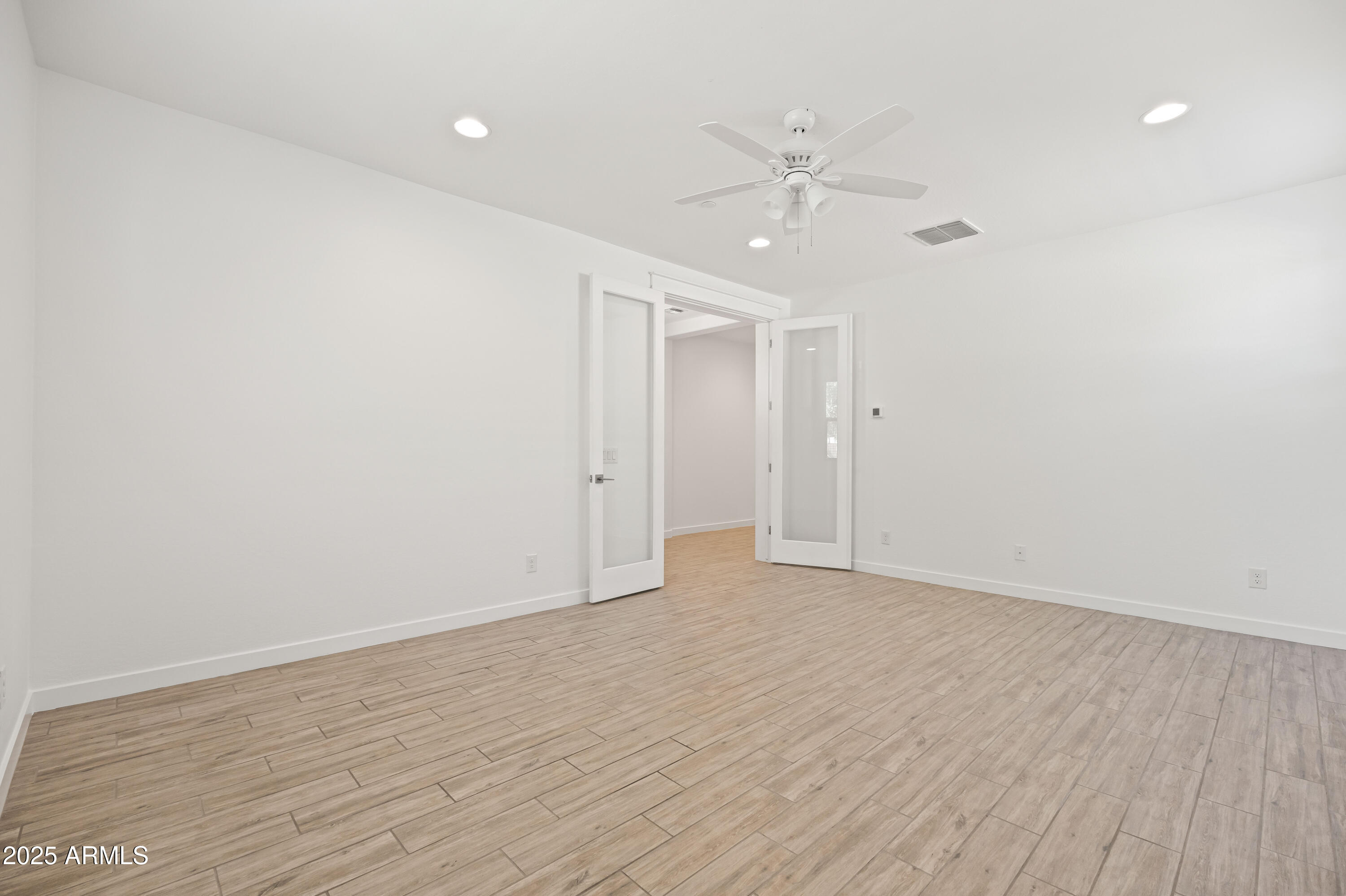 9837 E TIBURON Avenue