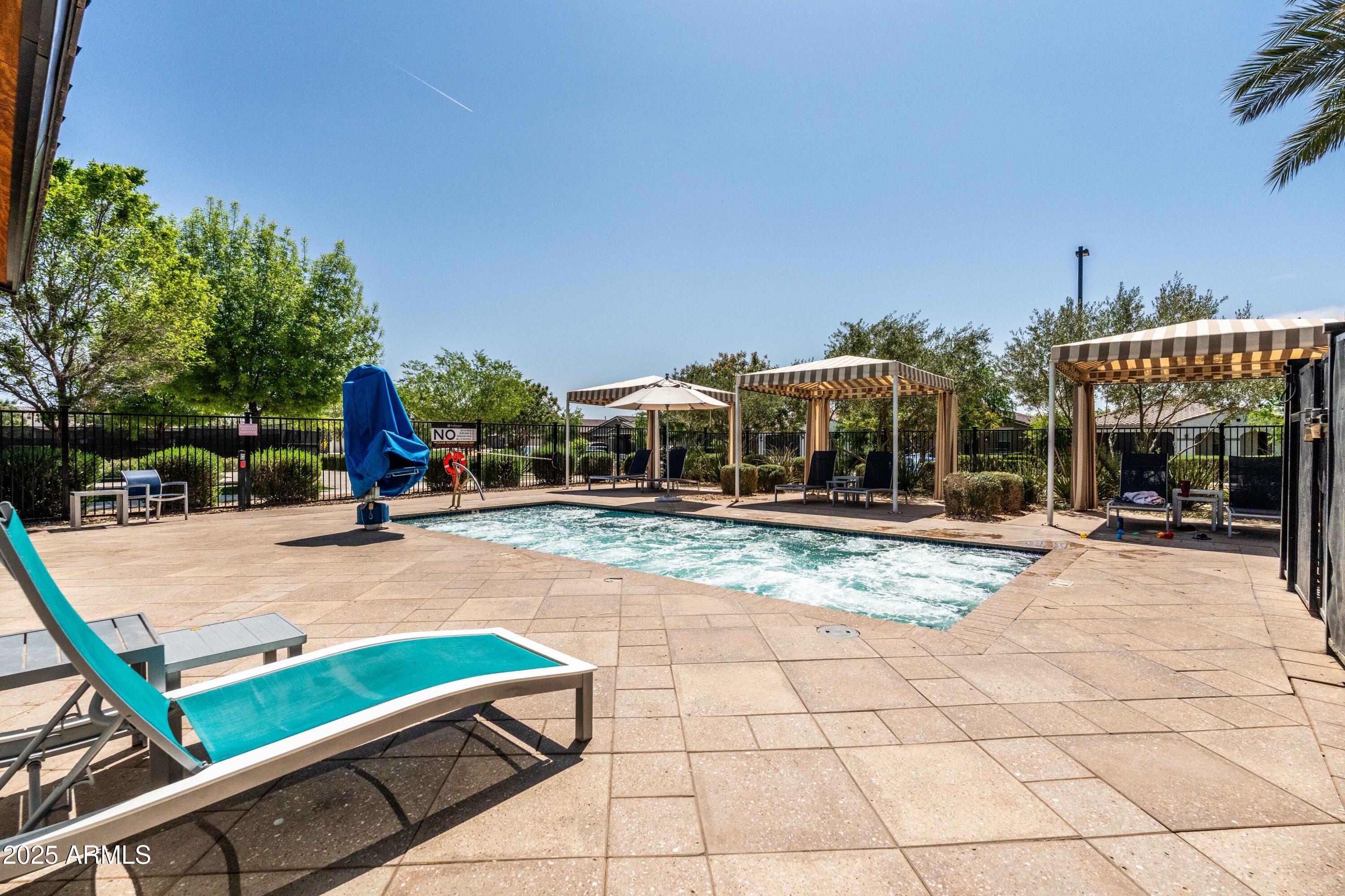 9837 E TIBURON Avenue