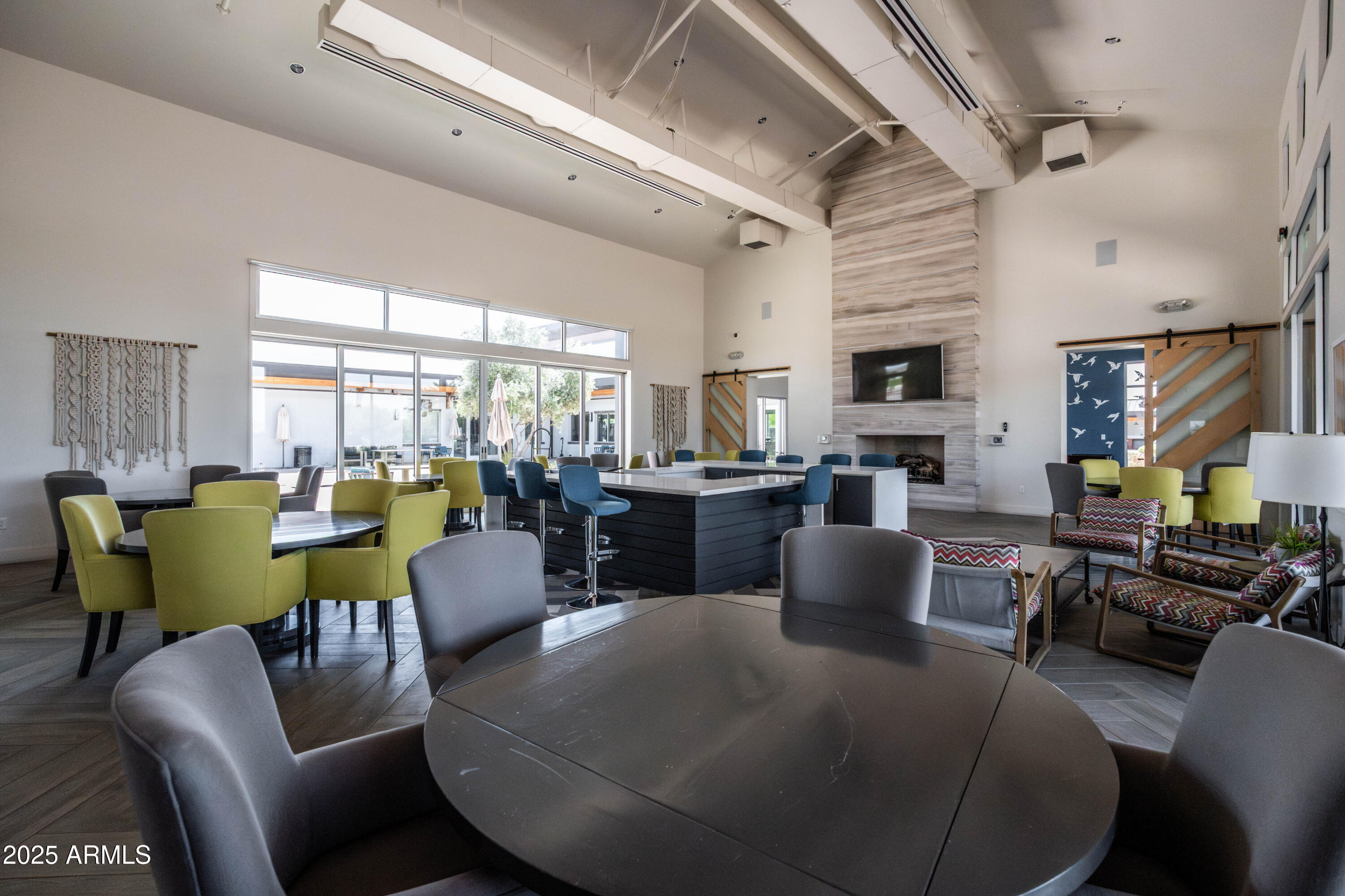 9837 E TIBURON Avenue