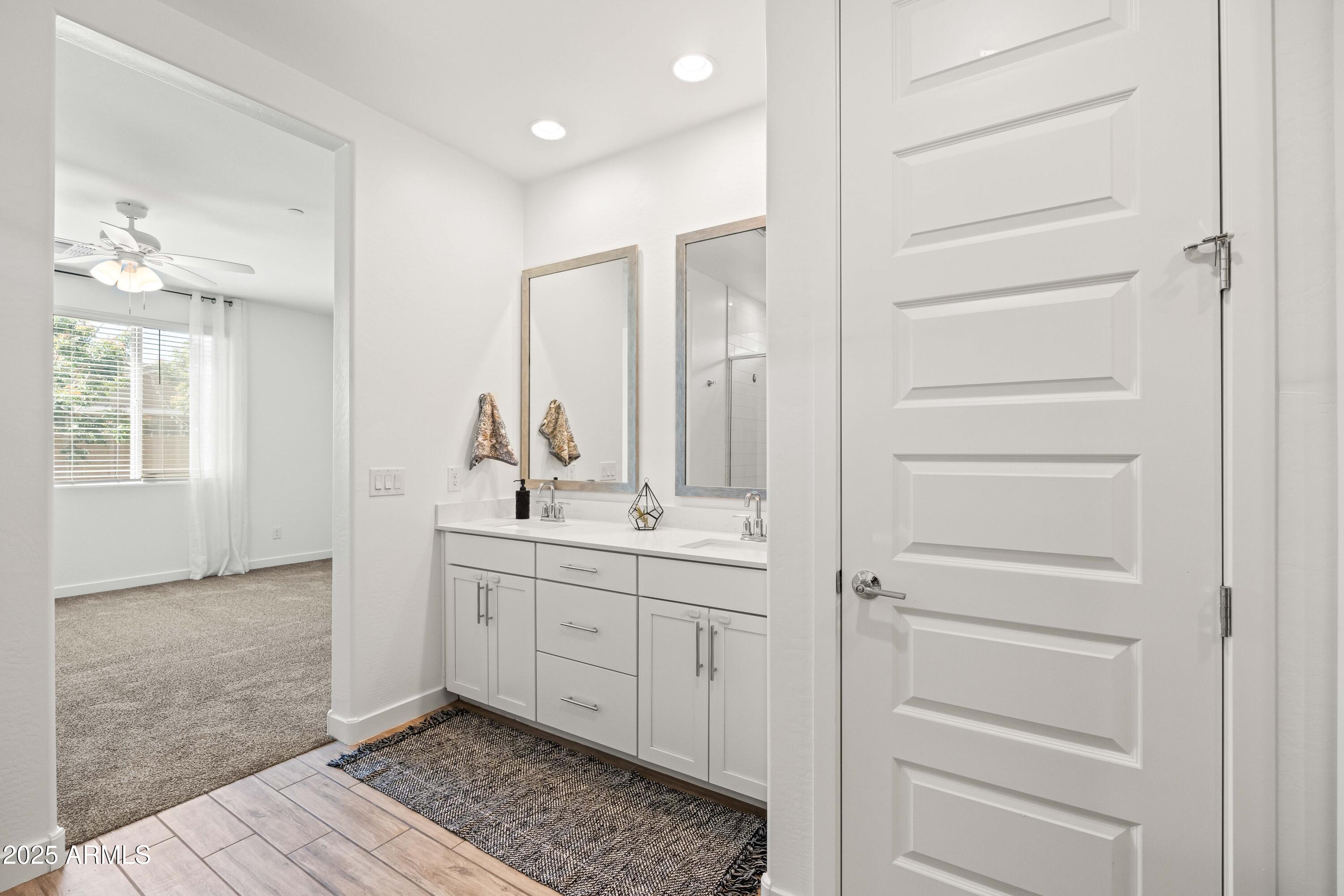 9837 E TIBURON Avenue