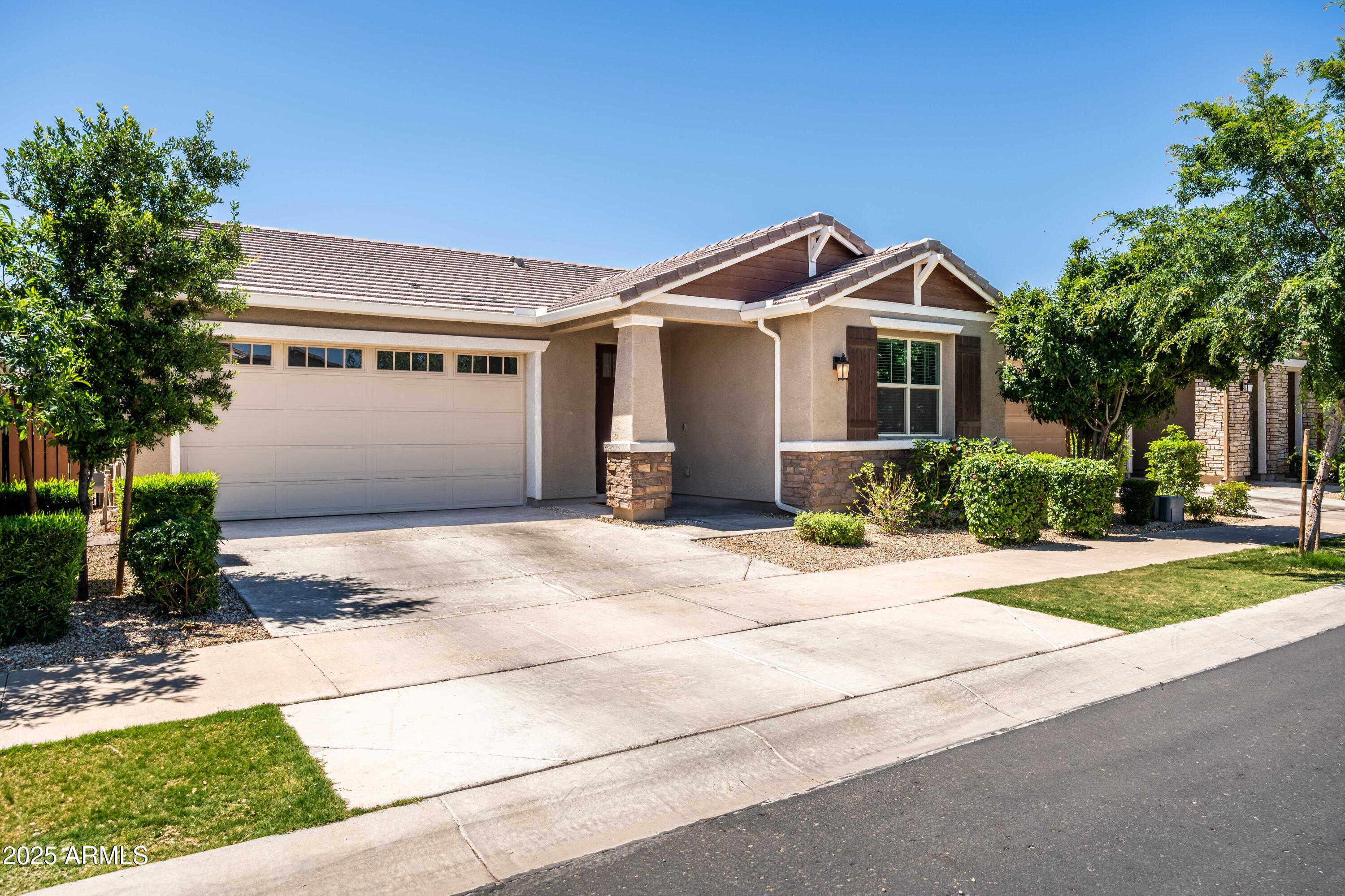 9837 E TIBURON Avenue